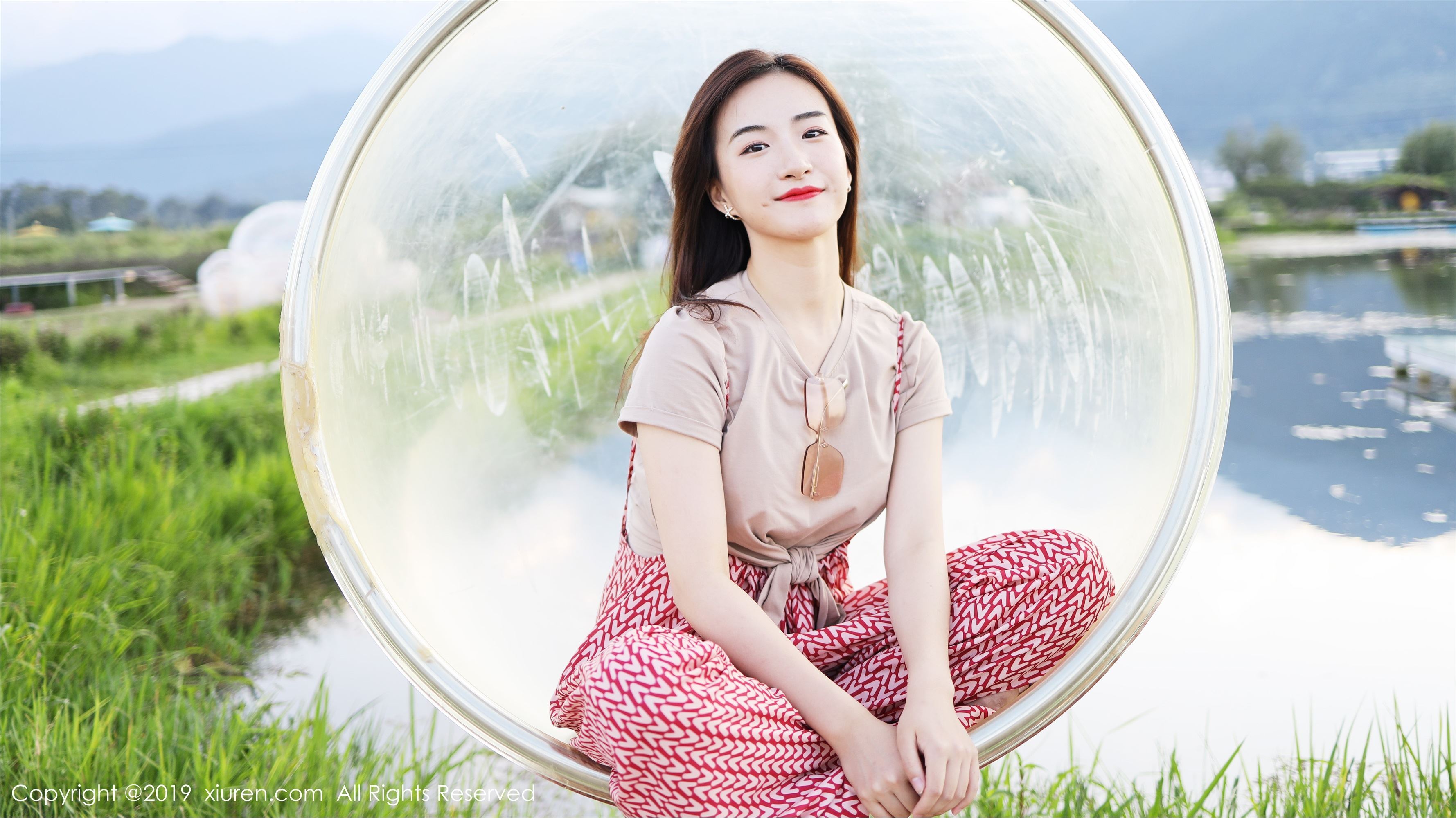 XIUREN秀人网 2019.10.11 No.1718 艺儿拿铁