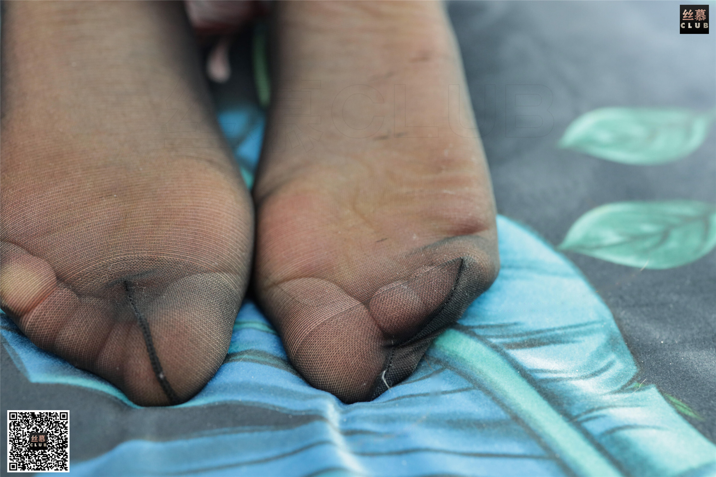 丝慕写真 SM122 米朵 《咦，怎么丢丝了》