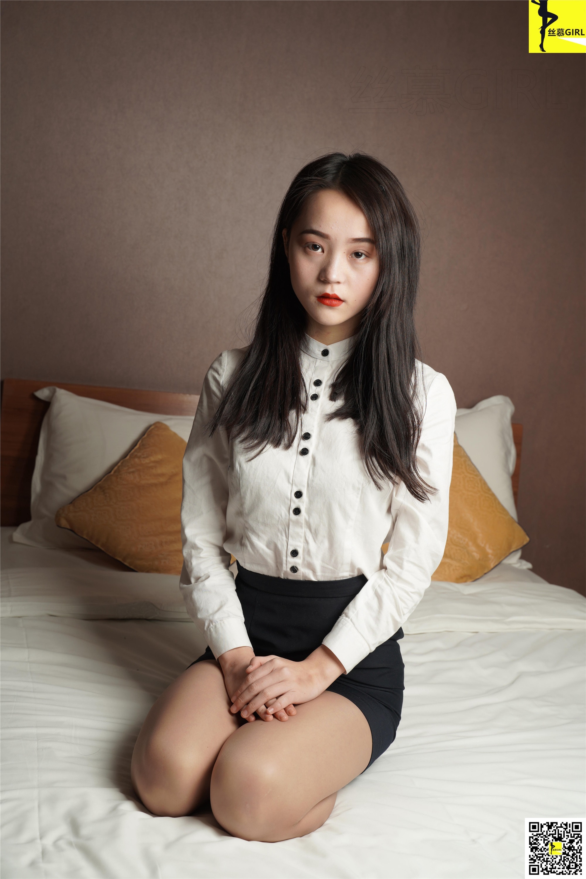 丝慕写真 第052期 模特：凉晨《滑》