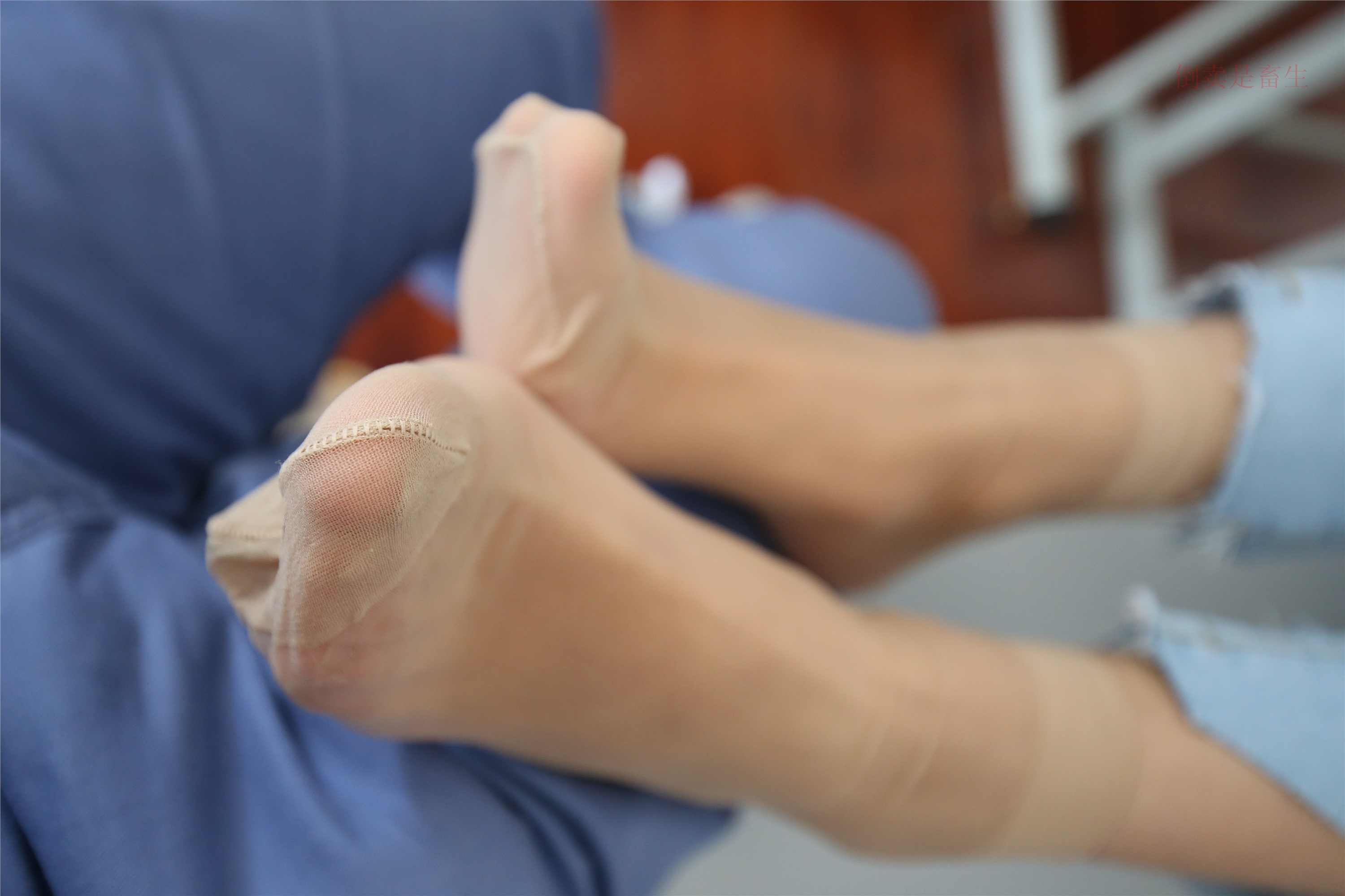 大西瓜美女图片 Z6-3 模特1 9牛仔短丝371p1