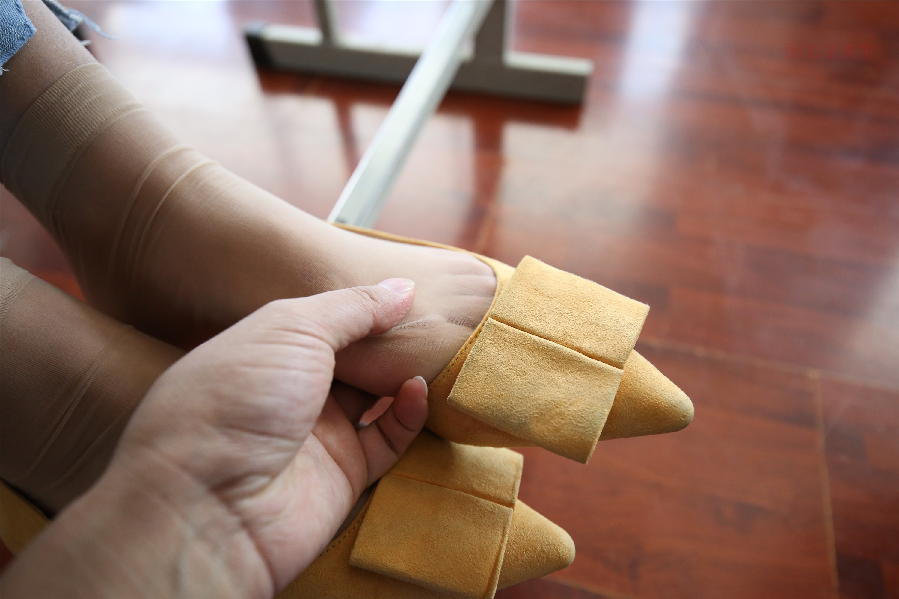 大西瓜美女图片 Z6-3 模特1 9牛仔短丝371p1