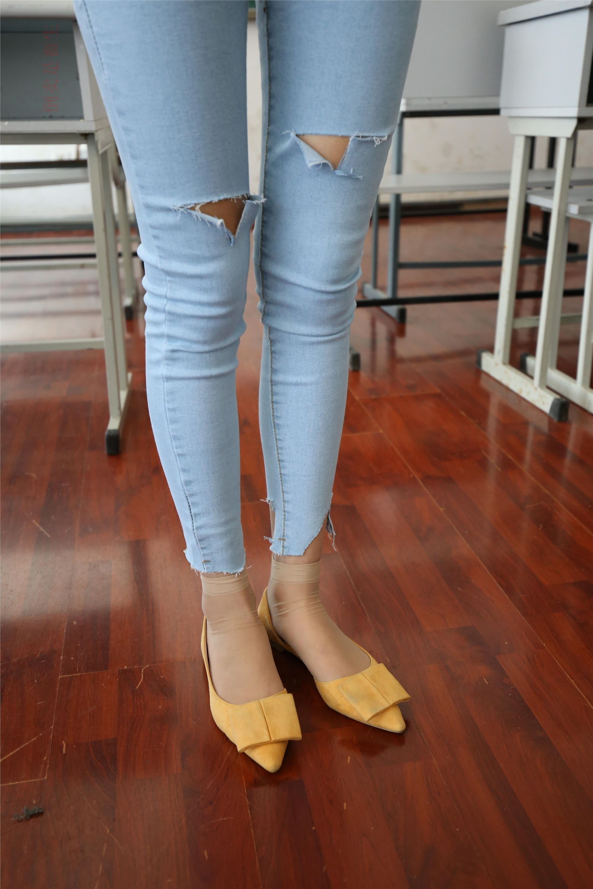 大西瓜美女图片 Z6-3 模特1 9牛仔短丝371p1