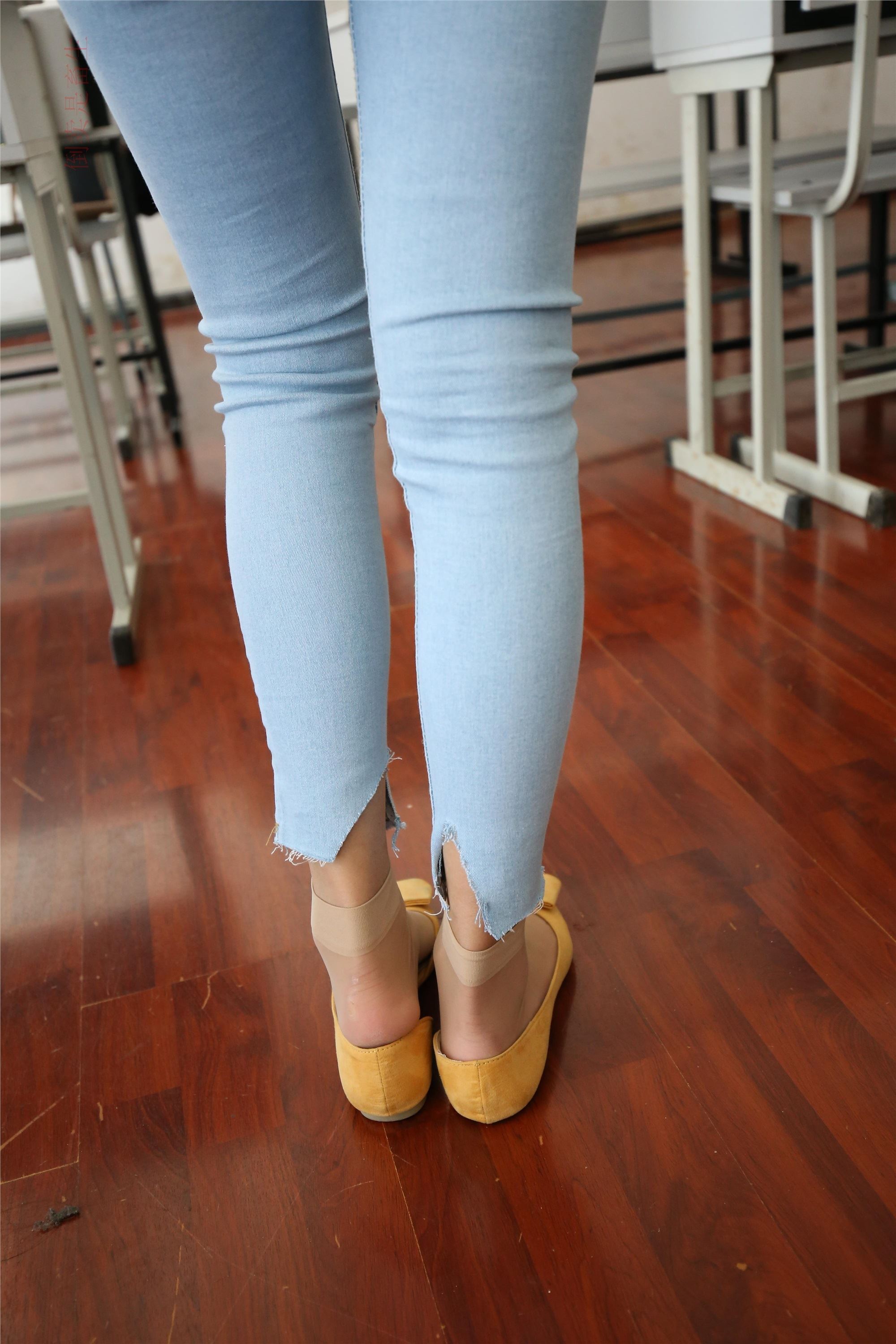 大西瓜美女图片 Z6-3 模特1 9牛仔短丝371p1