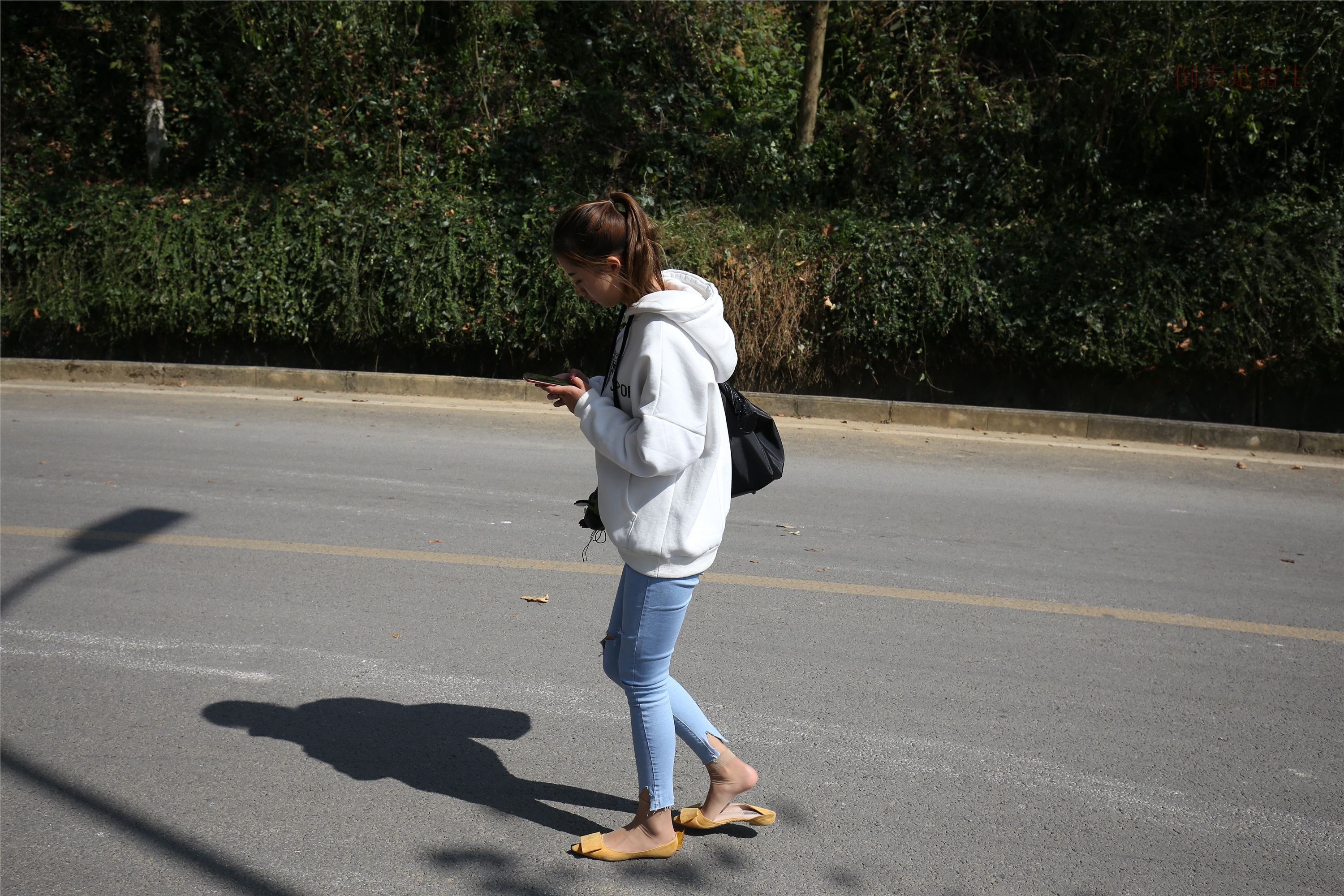 大西瓜美女图片 Z6-3 模特1 9牛仔短丝371p2