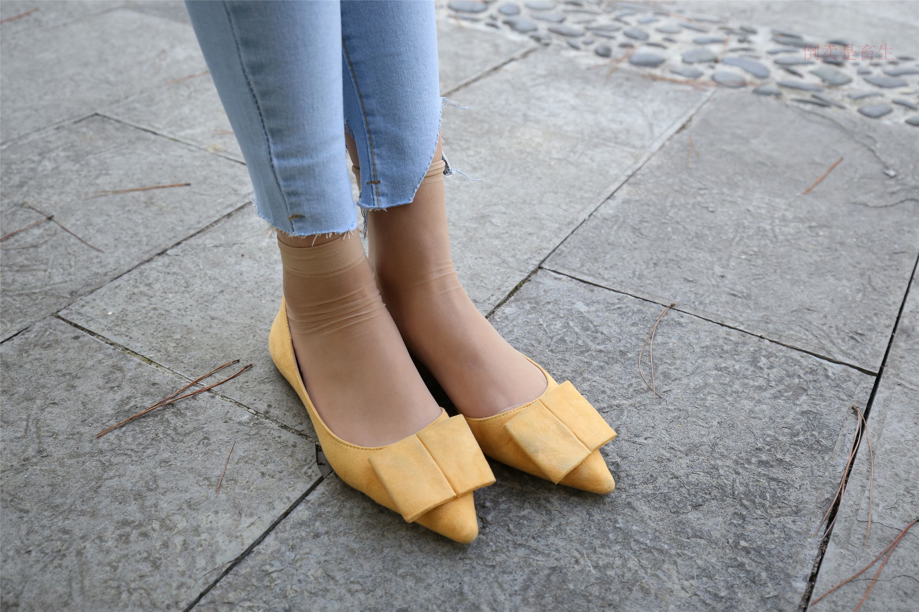 大西瓜美女图片 Z6-3 模特1 9牛仔短丝371p2