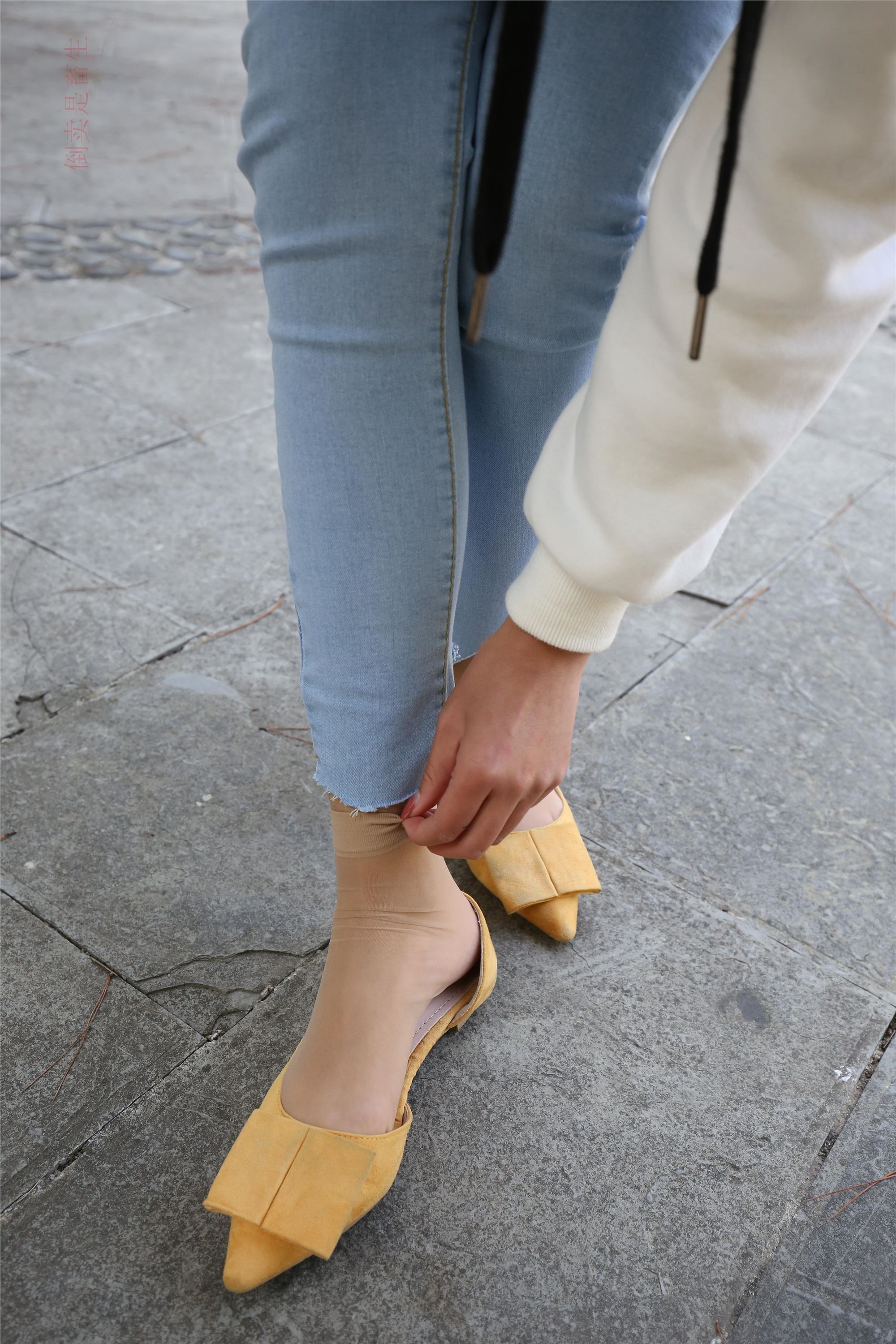 大西瓜美女图片 Z6-3 模特1 9牛仔短丝371p2