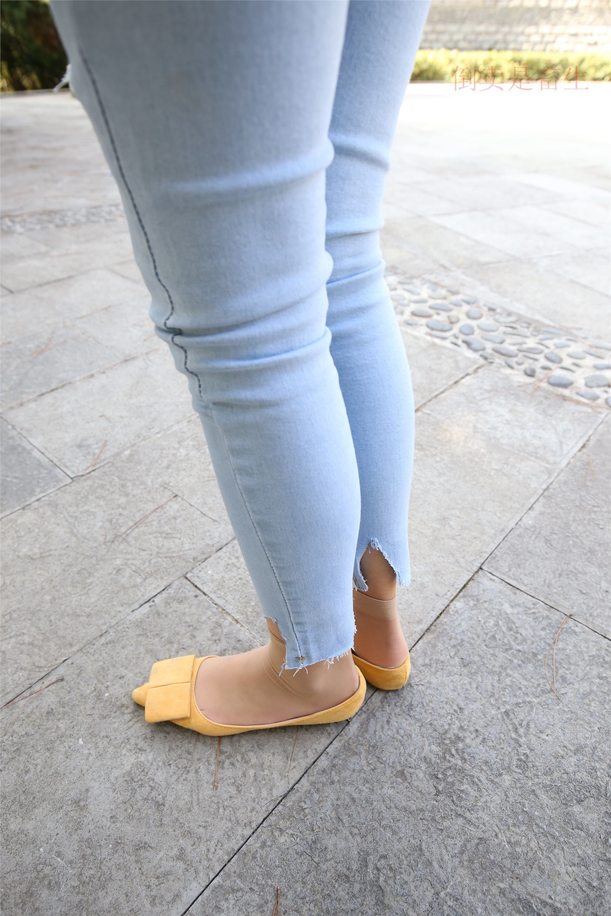 大西瓜美女图片 Z6-3 模特1 9牛仔短丝371p2