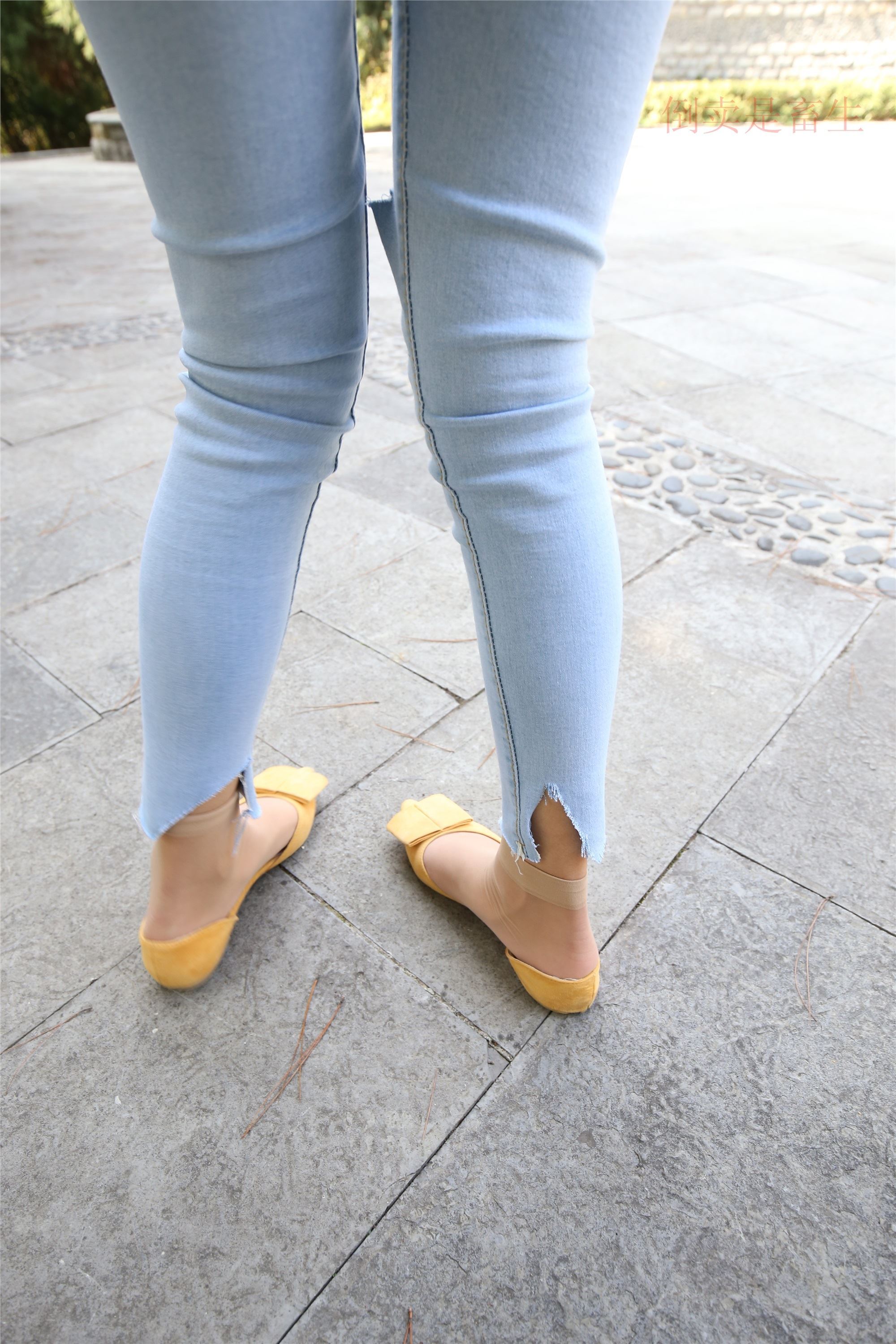 大西瓜美女图片 Z6-3 模特1 9牛仔短丝371p2