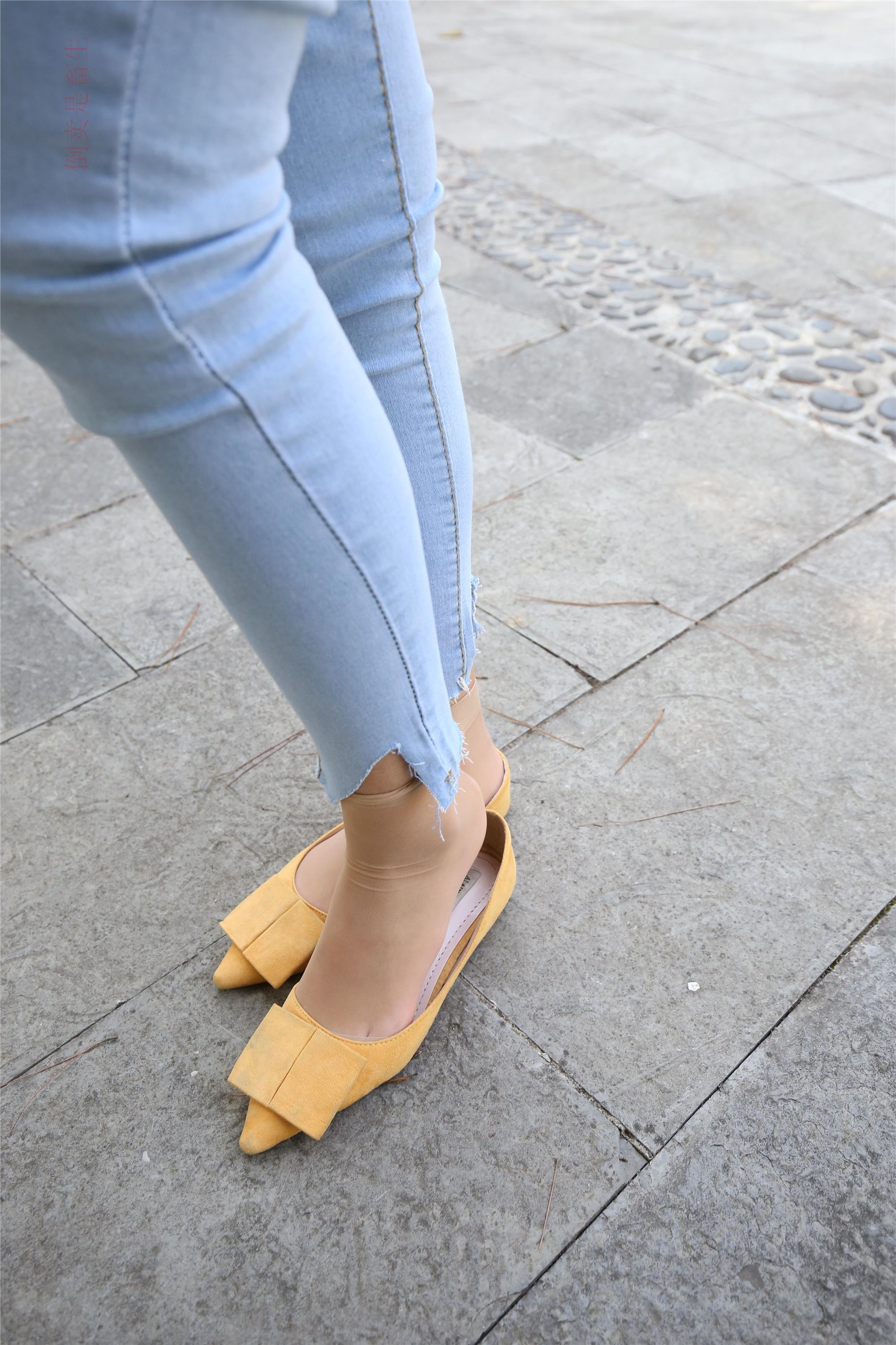 大西瓜美女图片 Z6-3 模特1 9牛仔短丝371p2