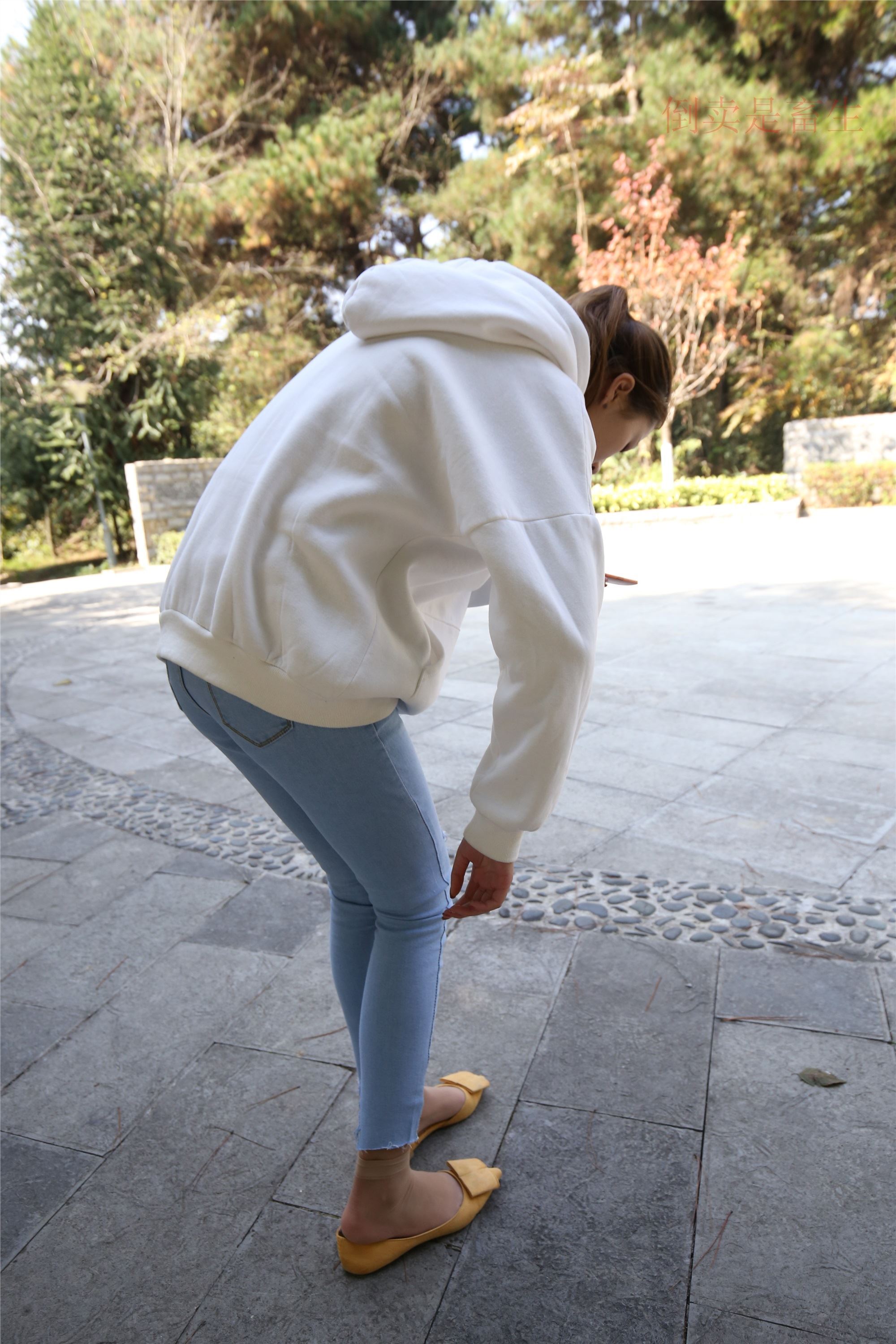 大西瓜美女图片 Z6-3 模特1 9牛仔短丝371p2