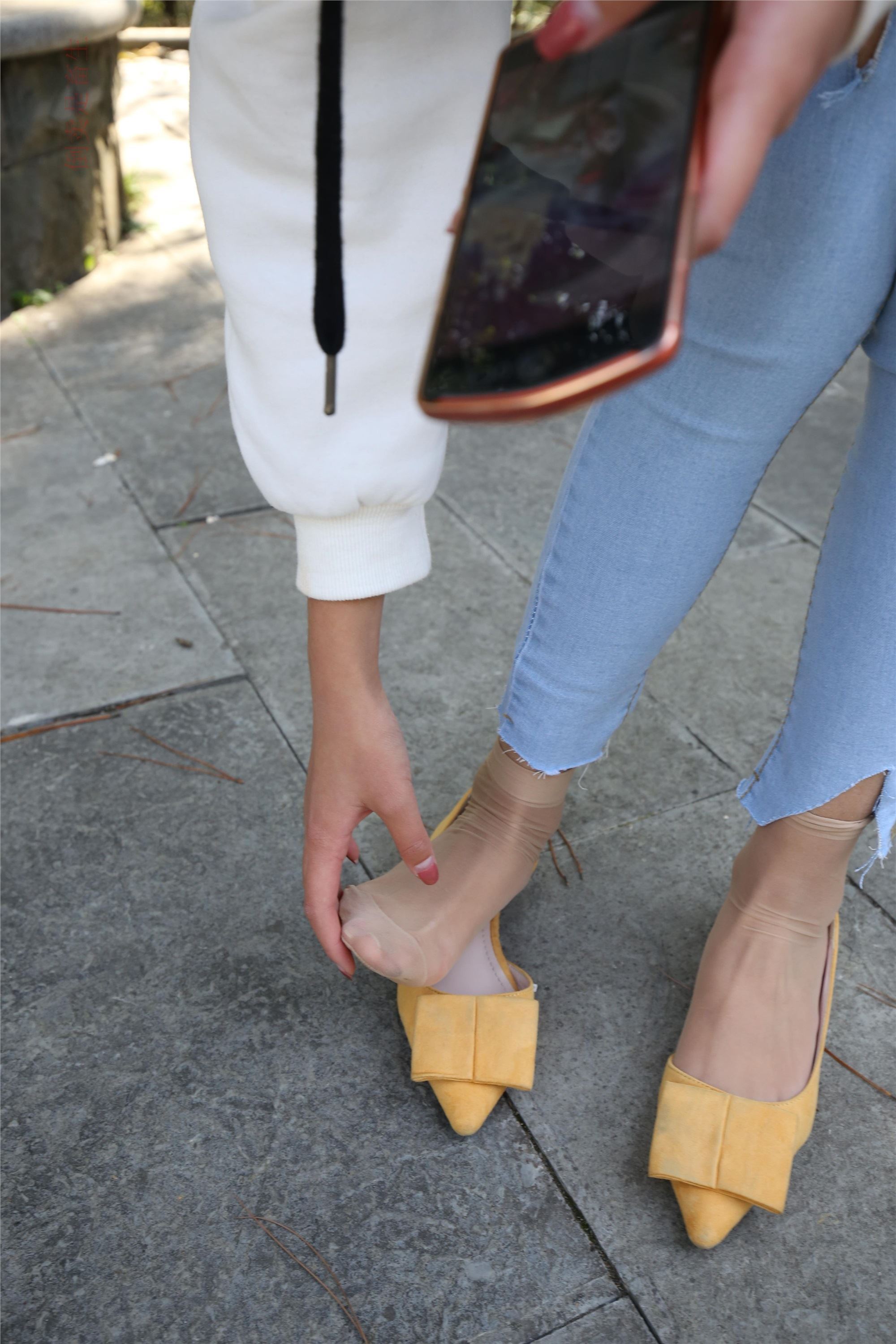 大西瓜美女图片 Z6-3 模特1 9牛仔短丝371p2