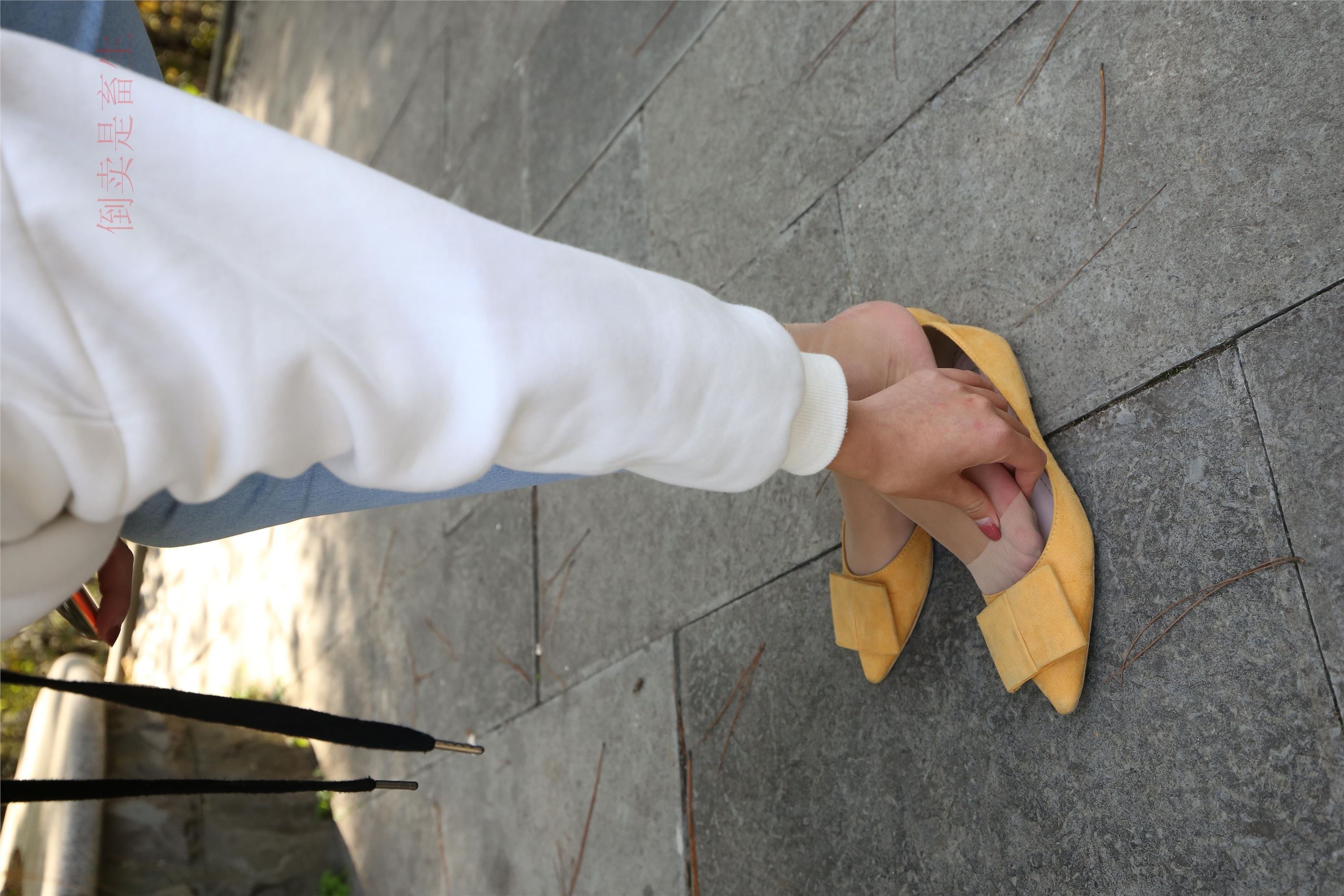 大西瓜美女图片 Z6-3 模特1 9牛仔短丝371p2