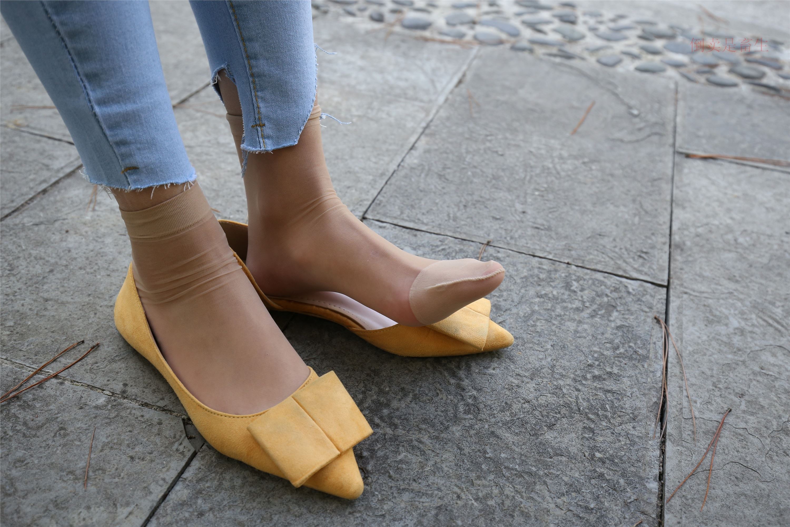 大西瓜美女图片 Z6-3 模特1 9牛仔短丝371p2