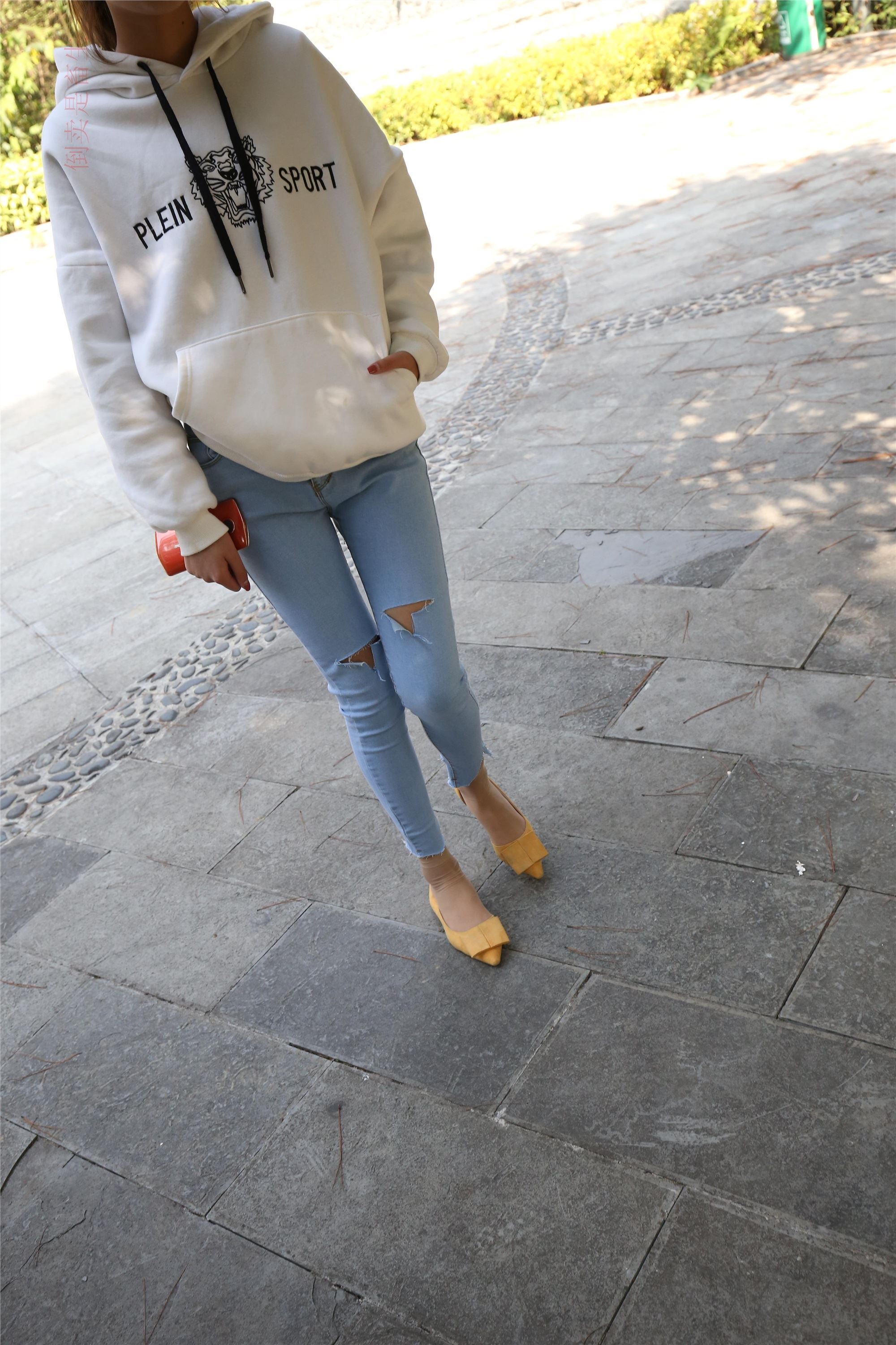 大西瓜美女图片 Z6-3 模特1 9牛仔短丝371p3