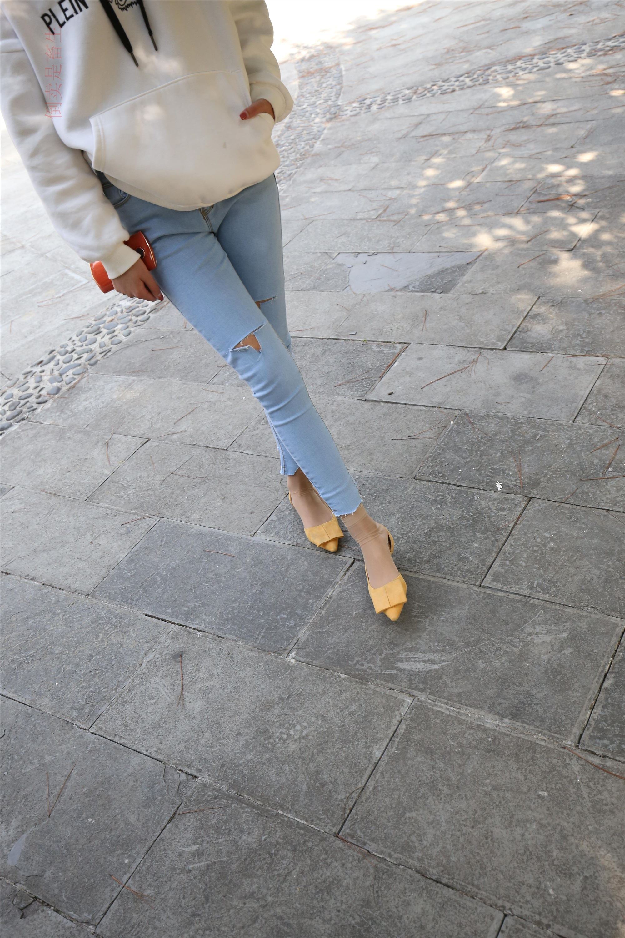 大西瓜美女图片 Z6-3 模特1 9牛仔短丝371p3