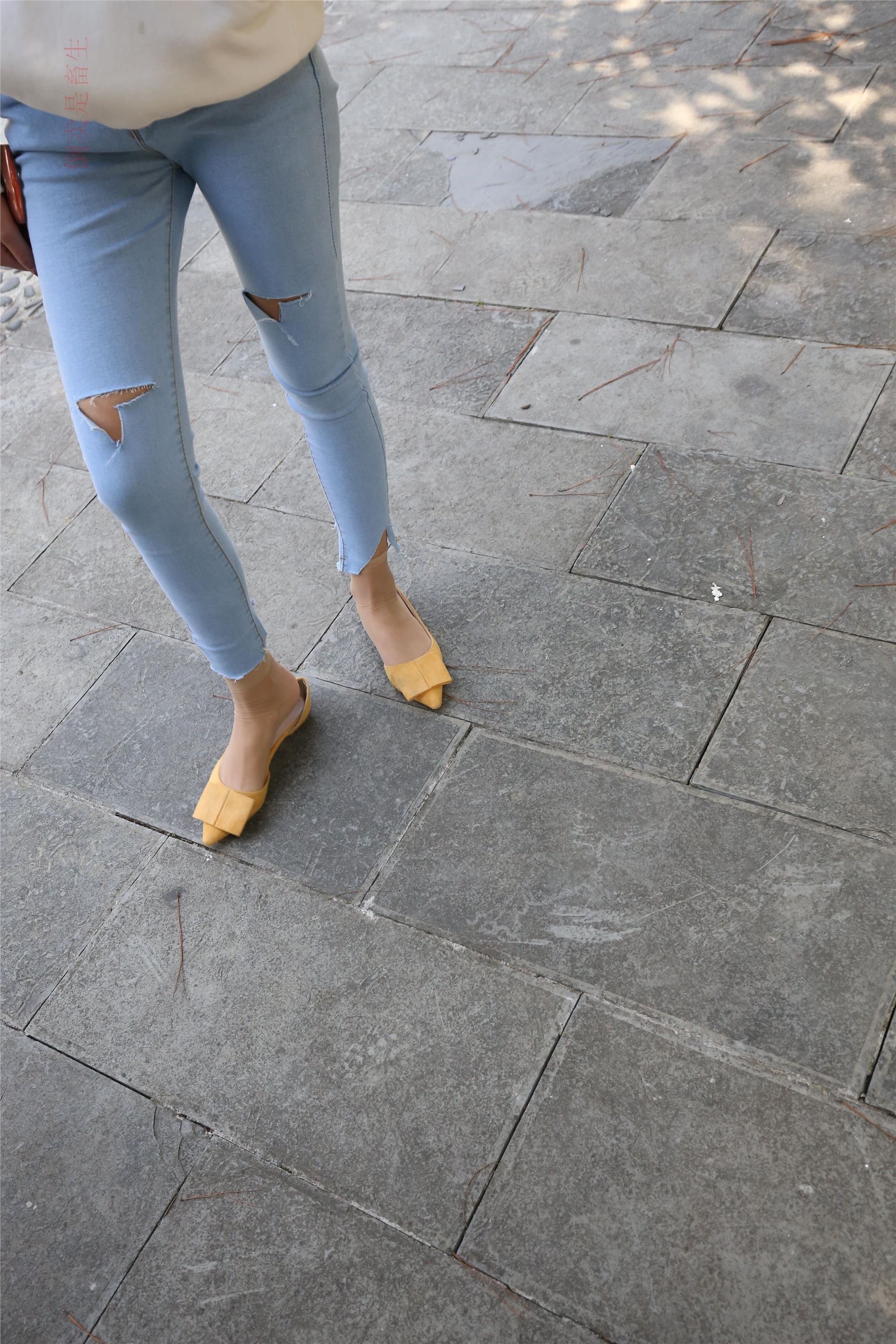 大西瓜美女图片 Z6-3 模特1 9牛仔短丝371p3