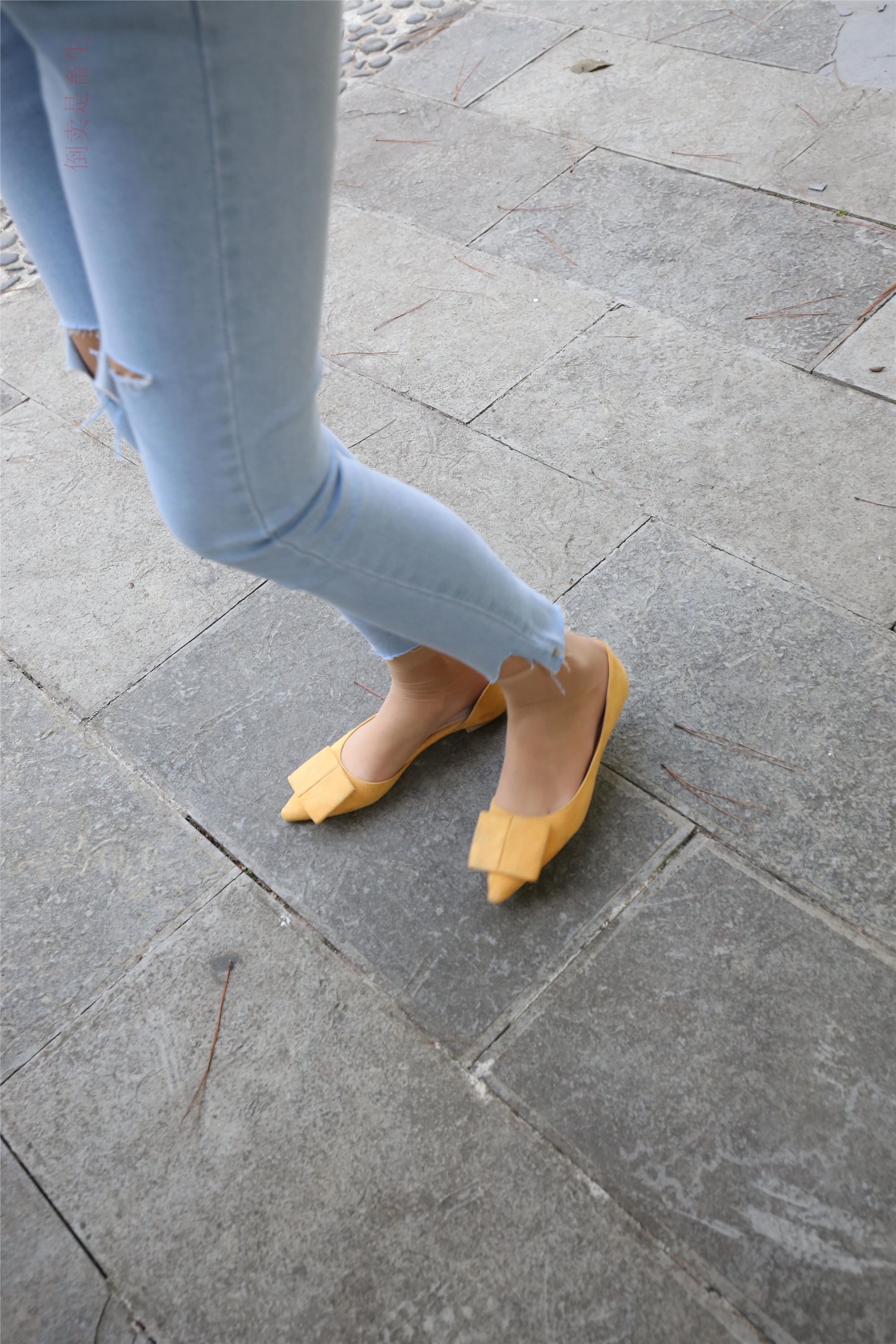 大西瓜美女图片 Z6-3 模特1 9牛仔短丝371p3