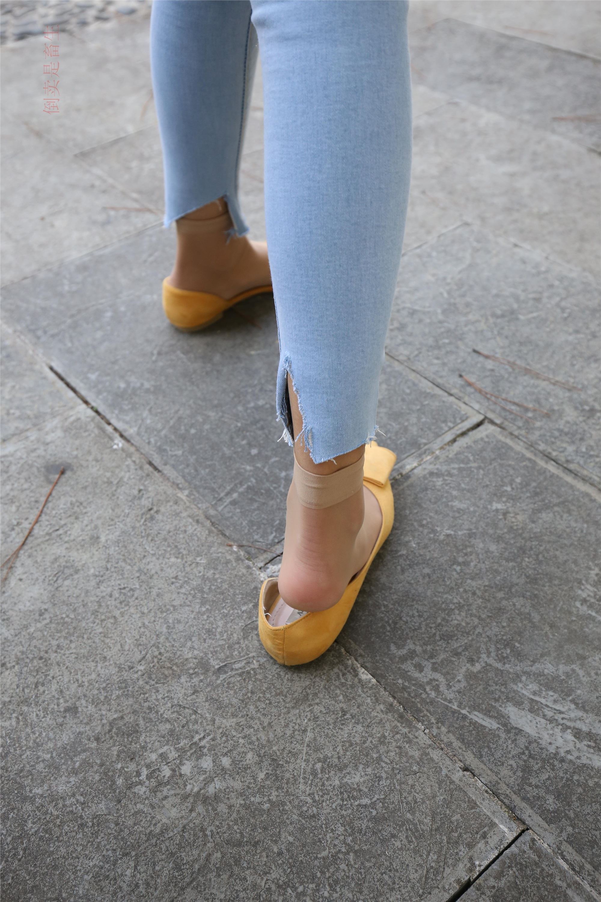 大西瓜美女图片 Z6-3 模特1 9牛仔短丝371p3