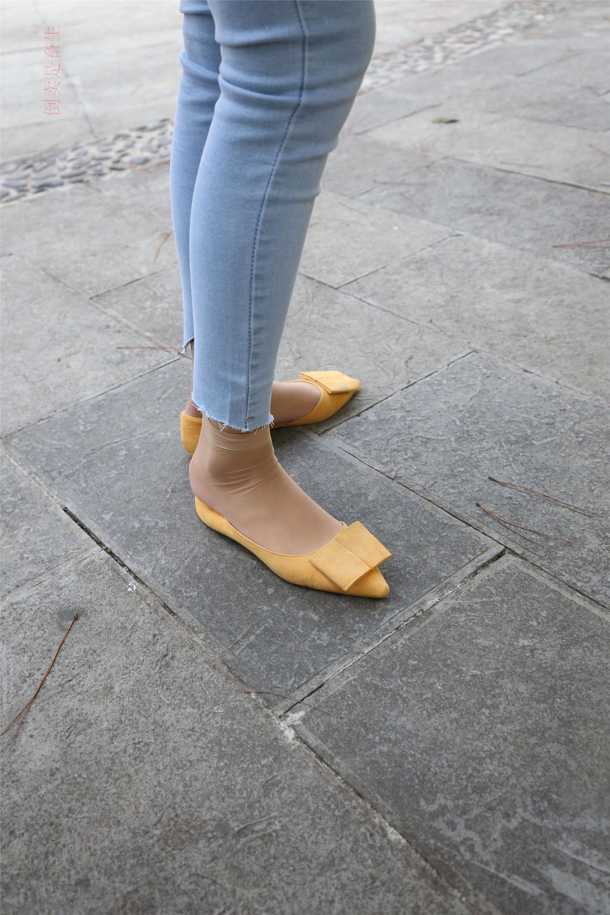 大西瓜美女图片 Z6-3 模特1 9牛仔短丝371p3