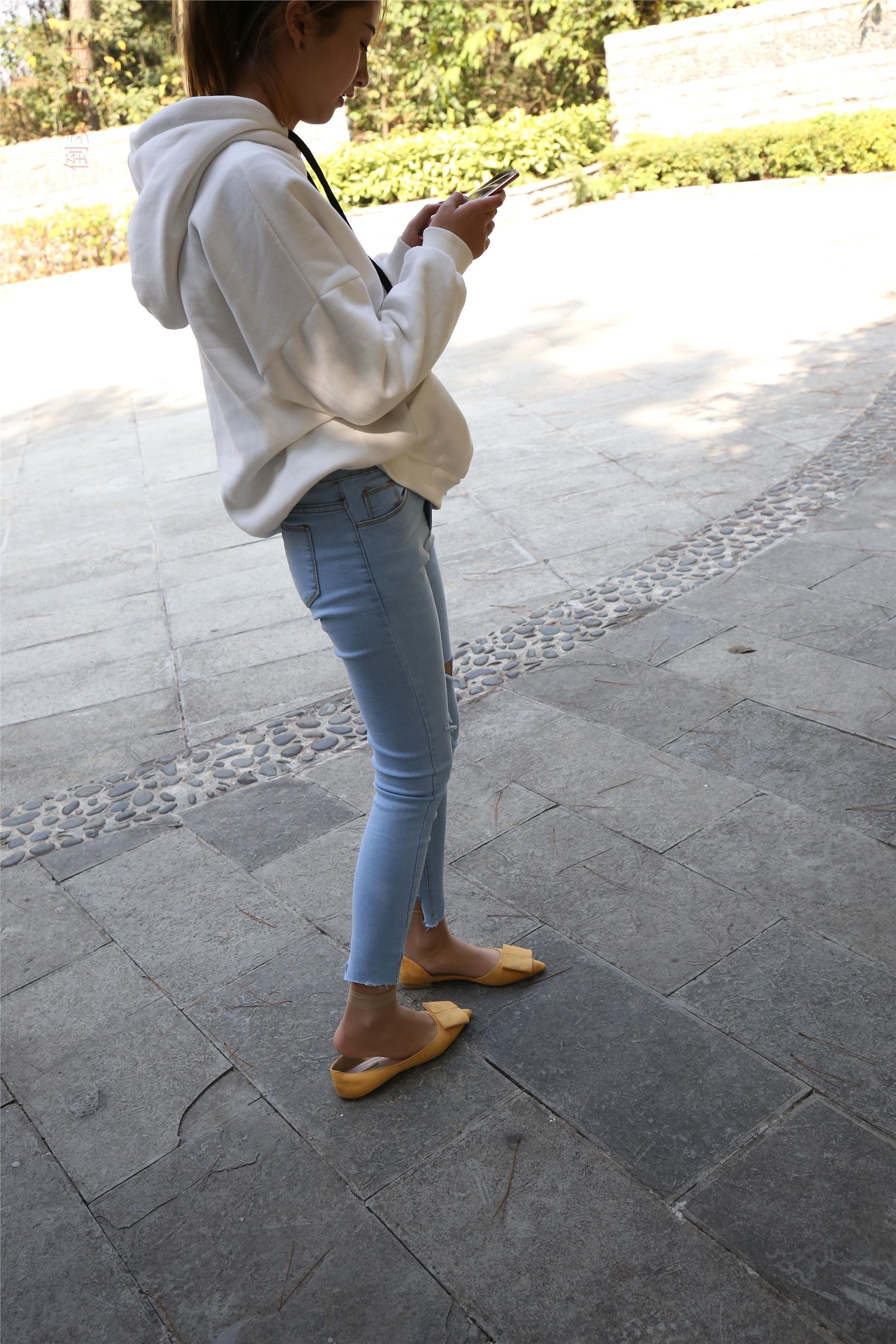 大西瓜美女图片 Z6-3 模特1 9牛仔短丝371p3