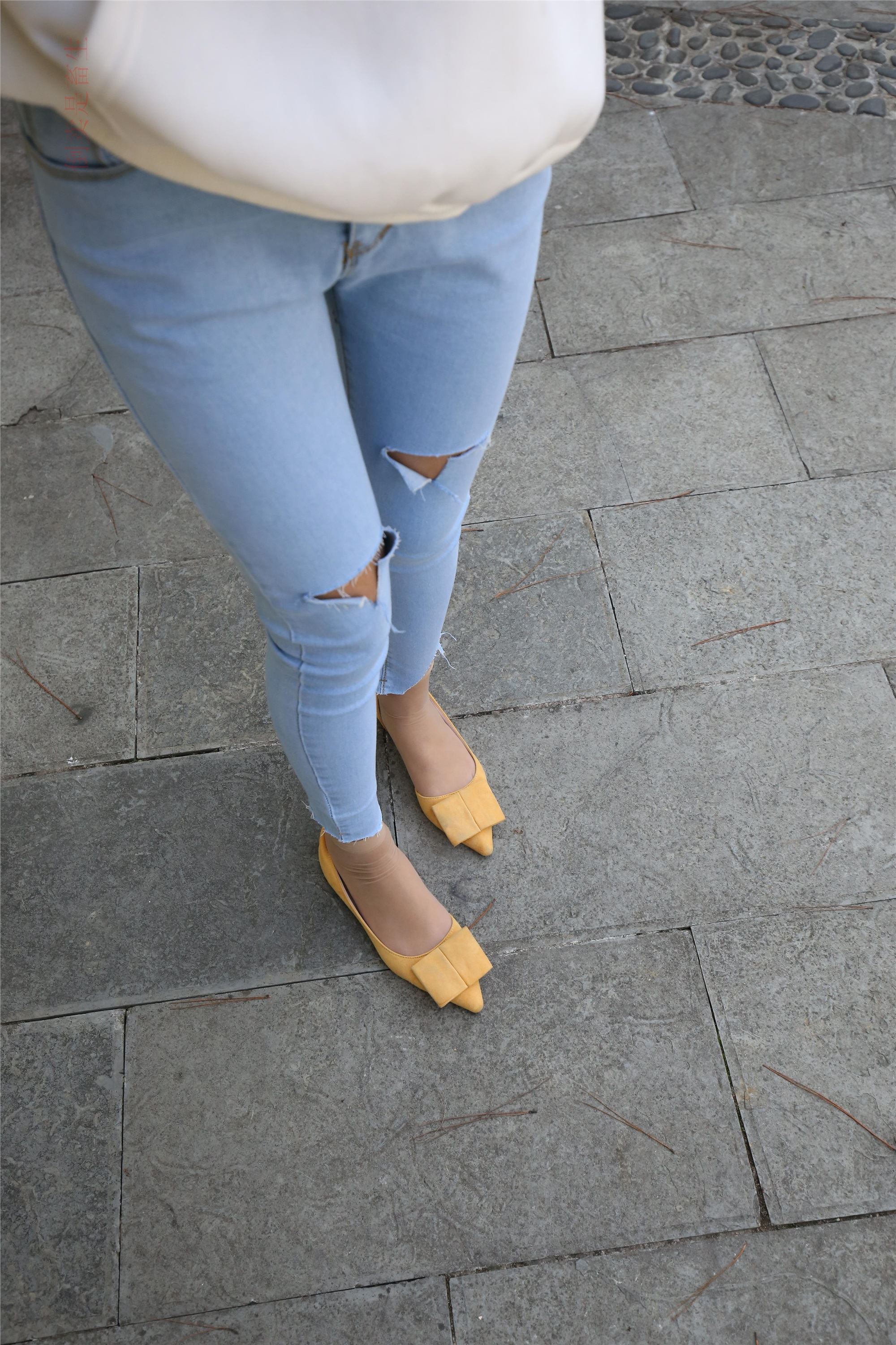 大西瓜美女图片 Z6-3 模特1 9牛仔短丝371p3