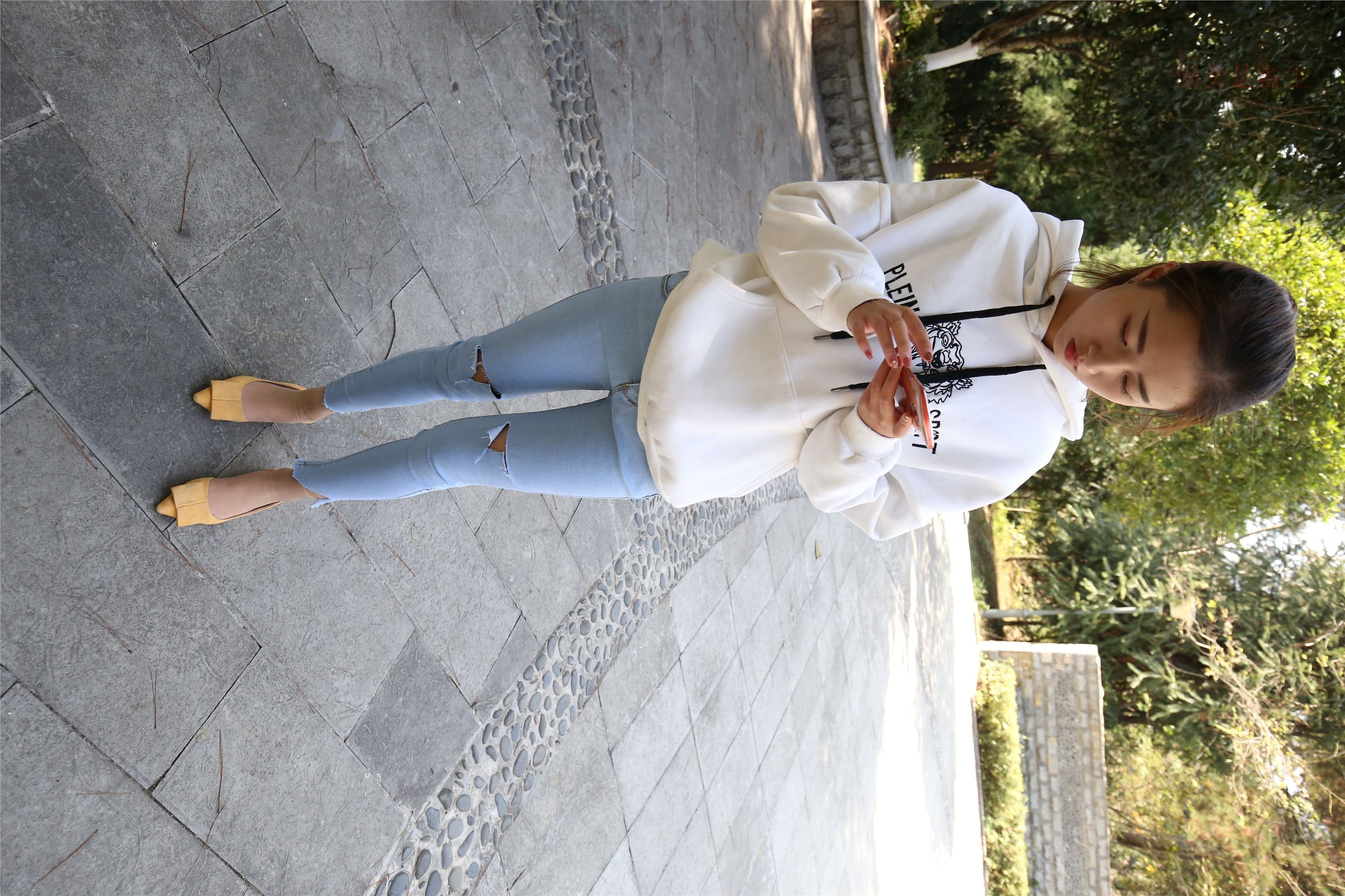 大西瓜美女图片 Z6-3 模特1 9牛仔短丝371p3