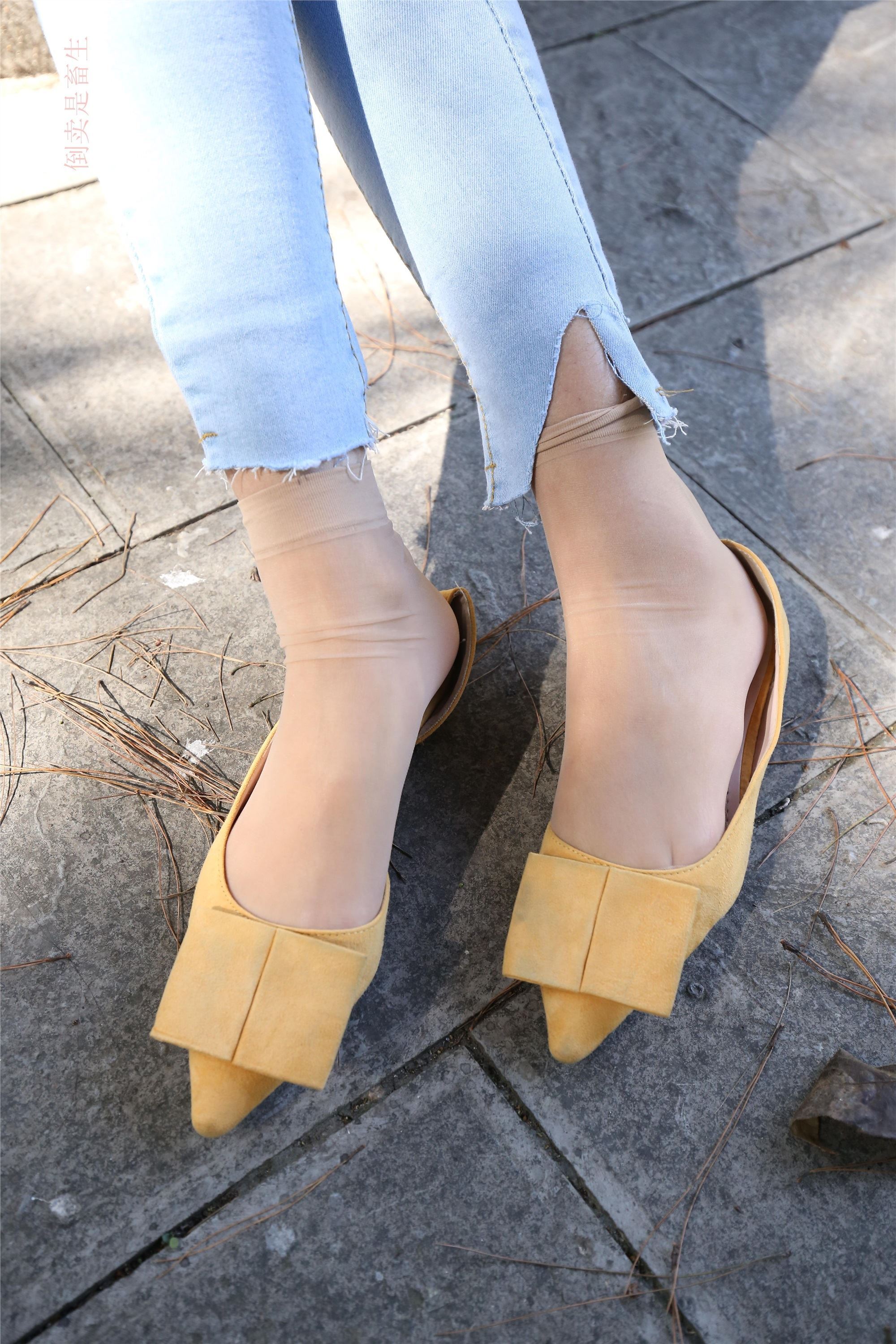 大西瓜美女图片 Z6-3 模特1 9牛仔短丝371p3