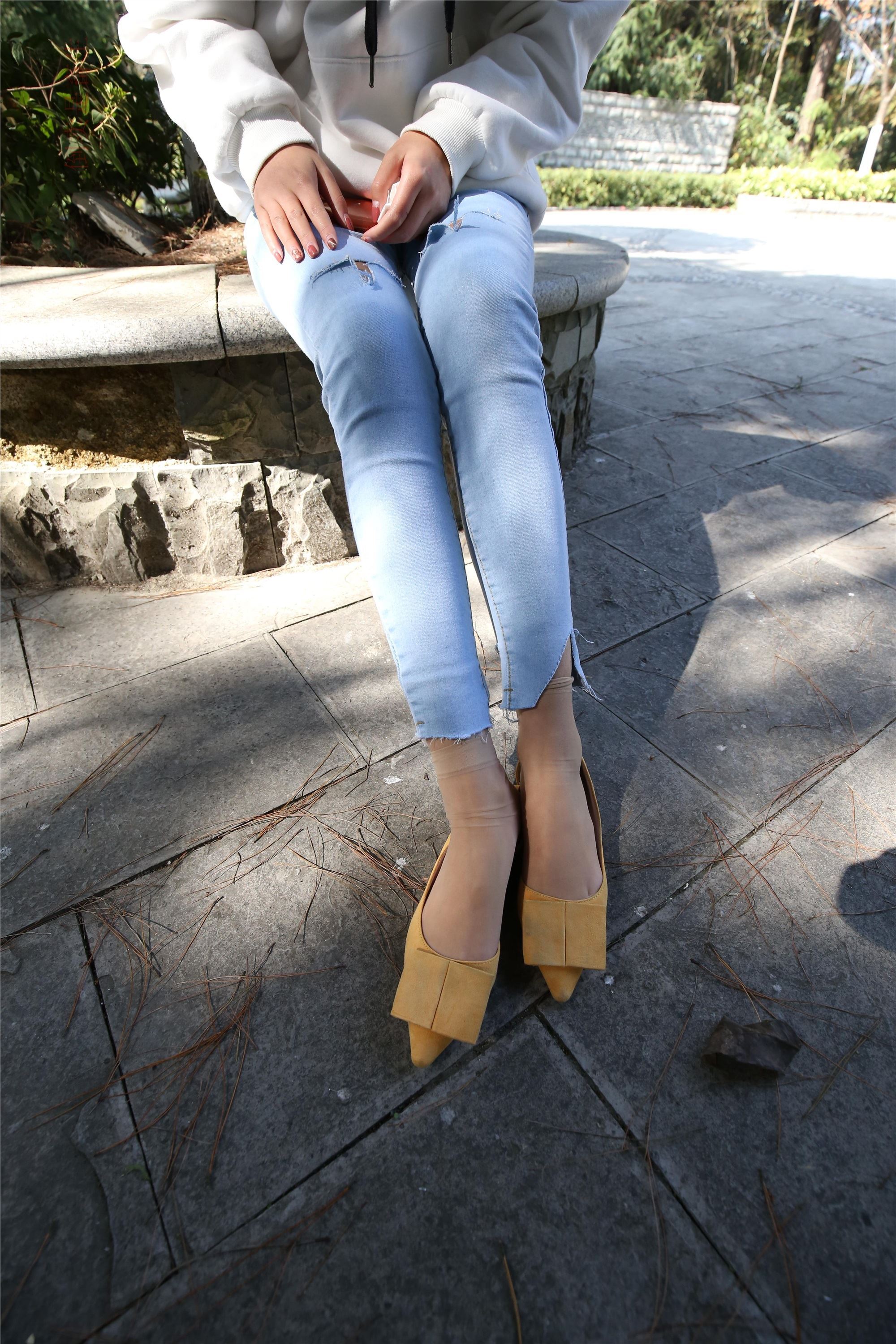 大西瓜美女图片 Z6-3 模特1 9牛仔短丝371p3