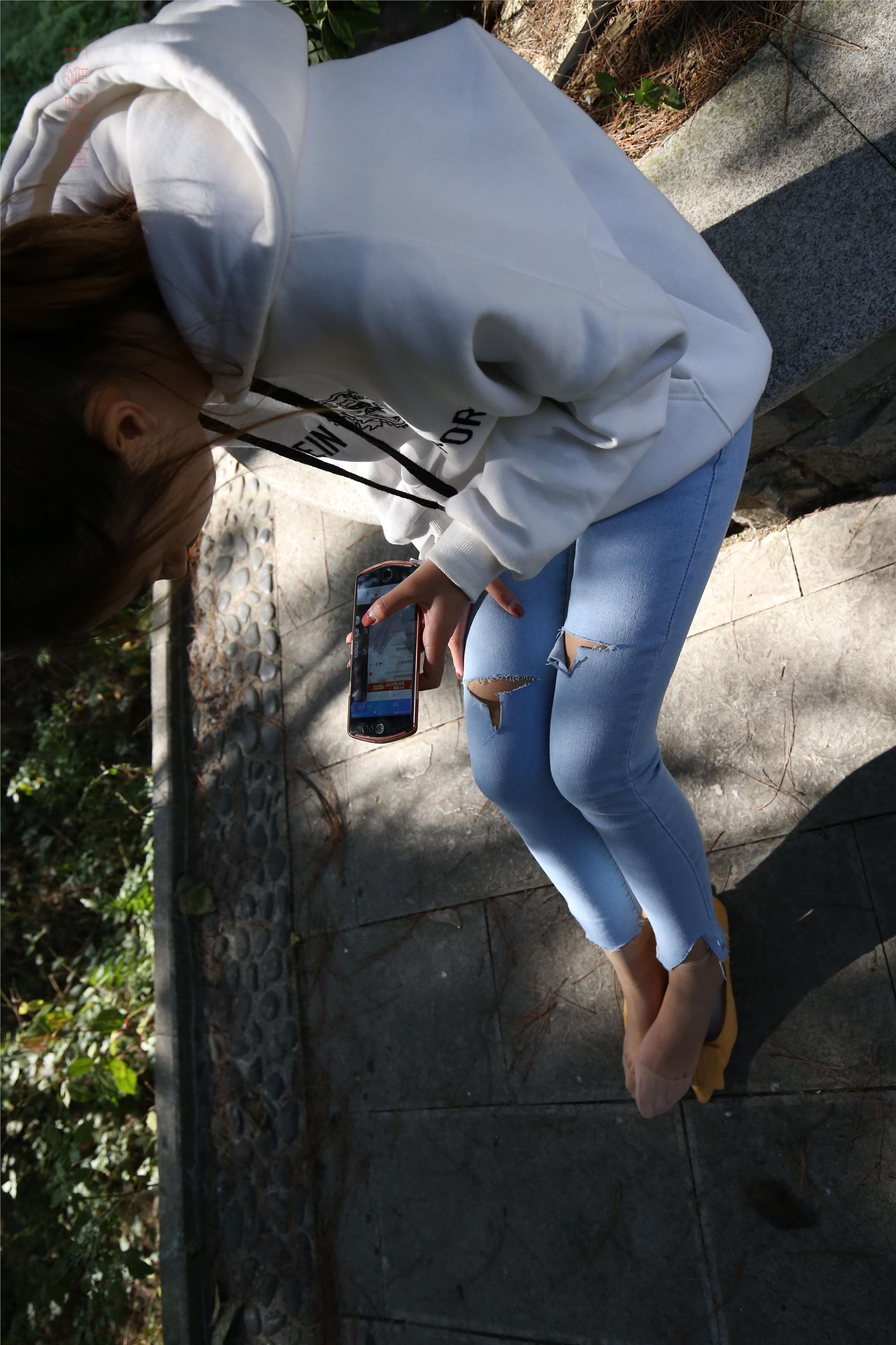 大西瓜美女图片 Z6-3 模特1 9牛仔短丝371p3