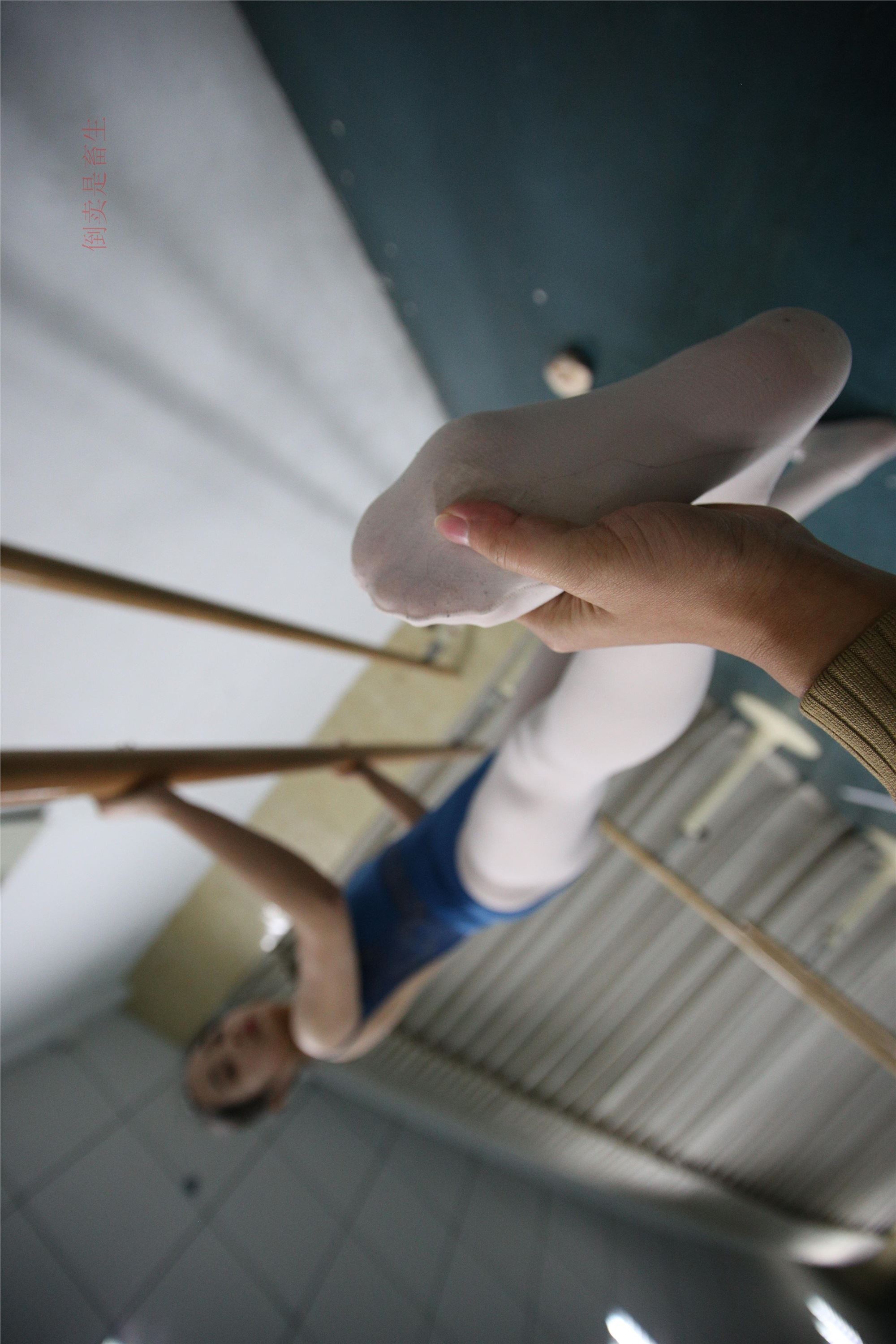 大西瓜美女图片 Z6-4 模特2 月下舞蹈449p1