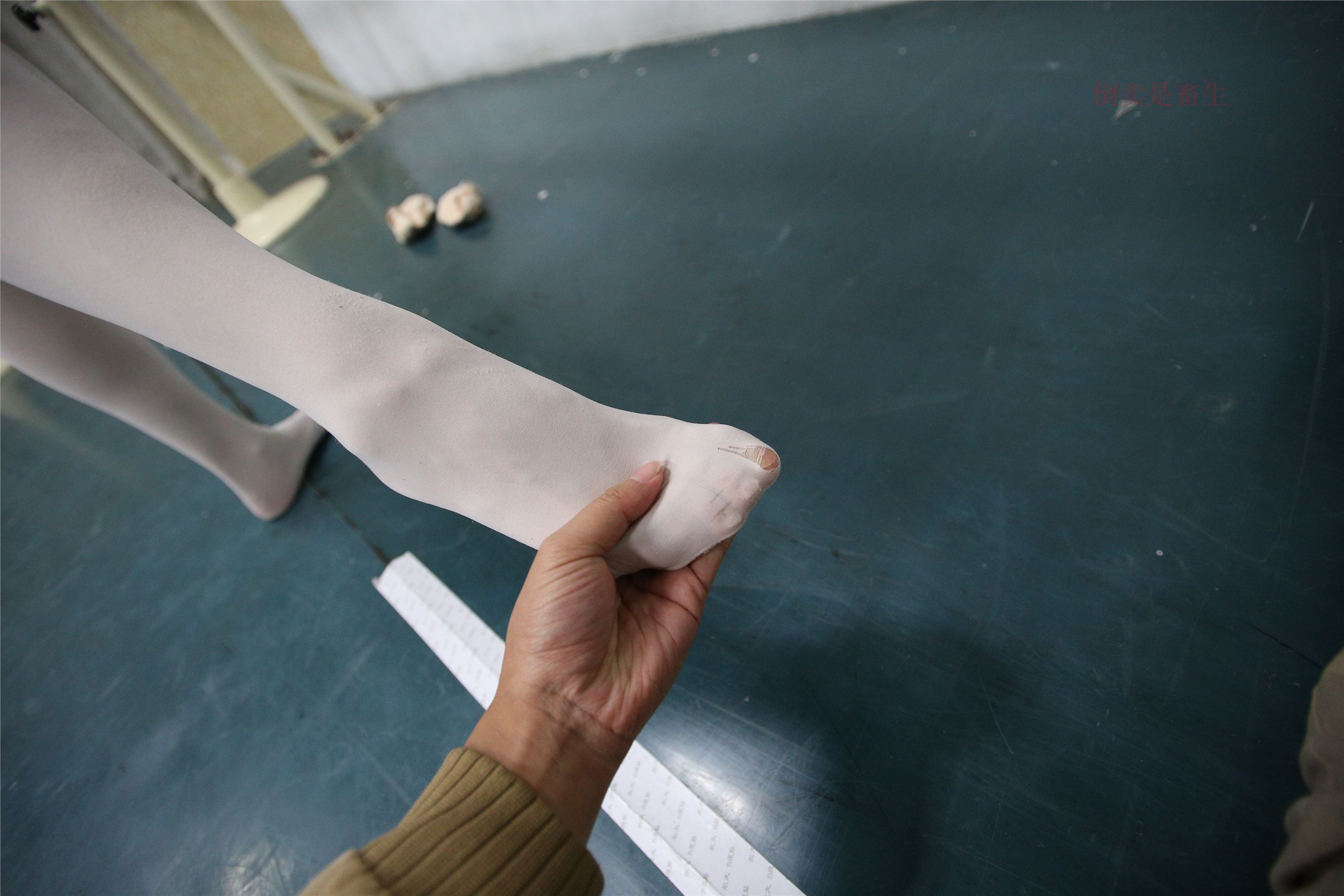 大西瓜美女图片 Z6-4 模特2 月下舞蹈449p1