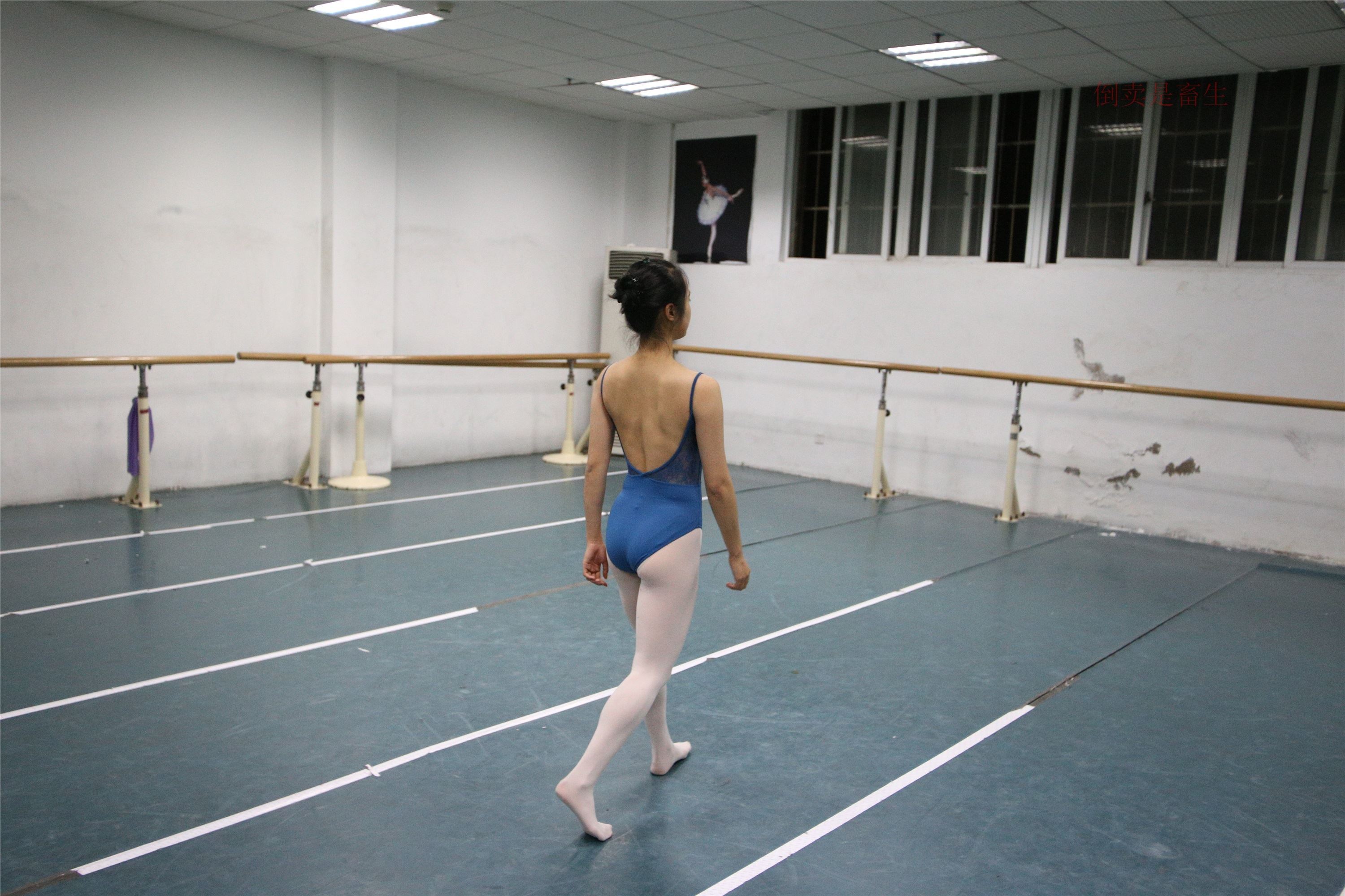 大西瓜美女图片 Z6-4 模特2 月下舞蹈449p2