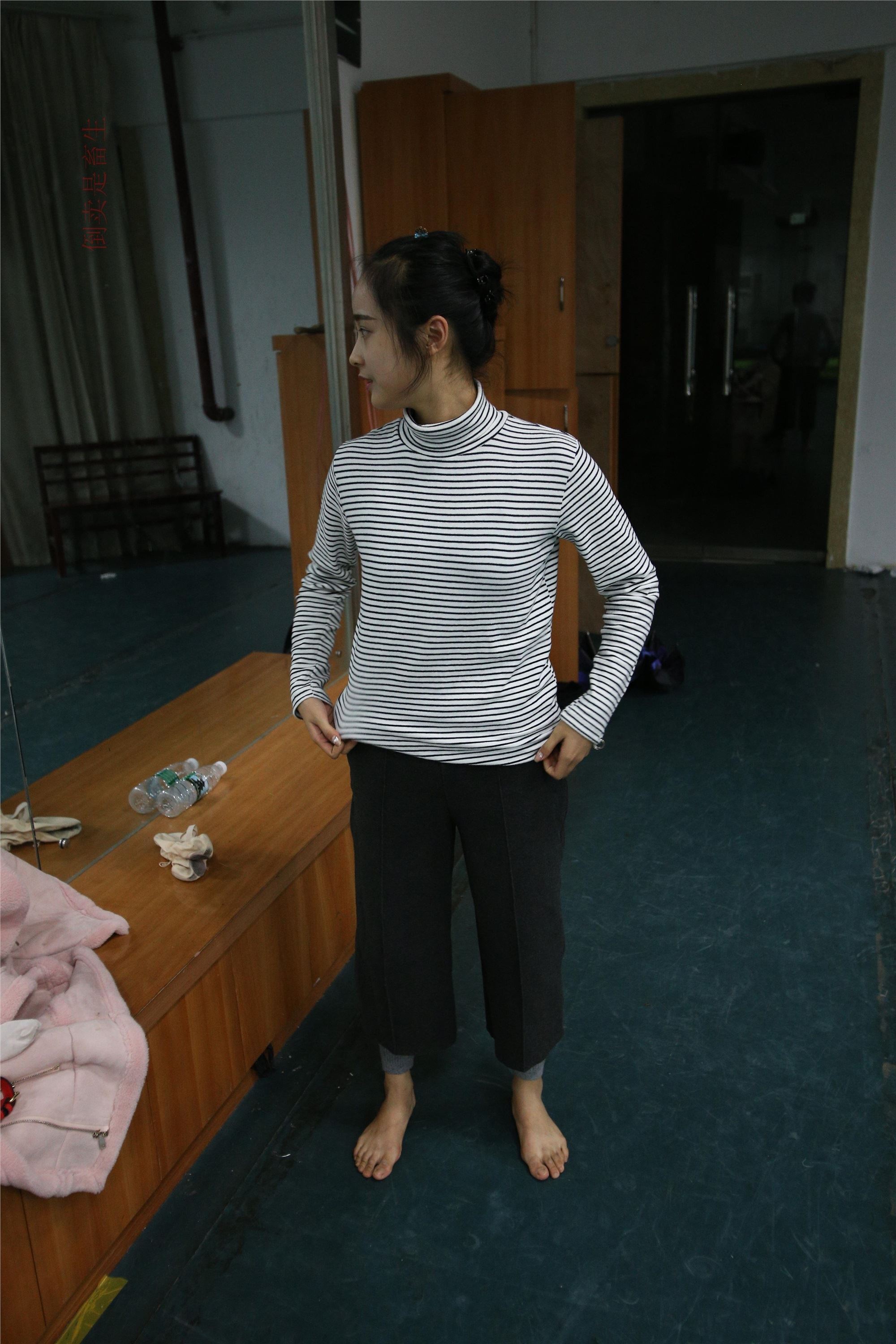 大西瓜美女图片 Z6-4 模特2 月下舞蹈449p3