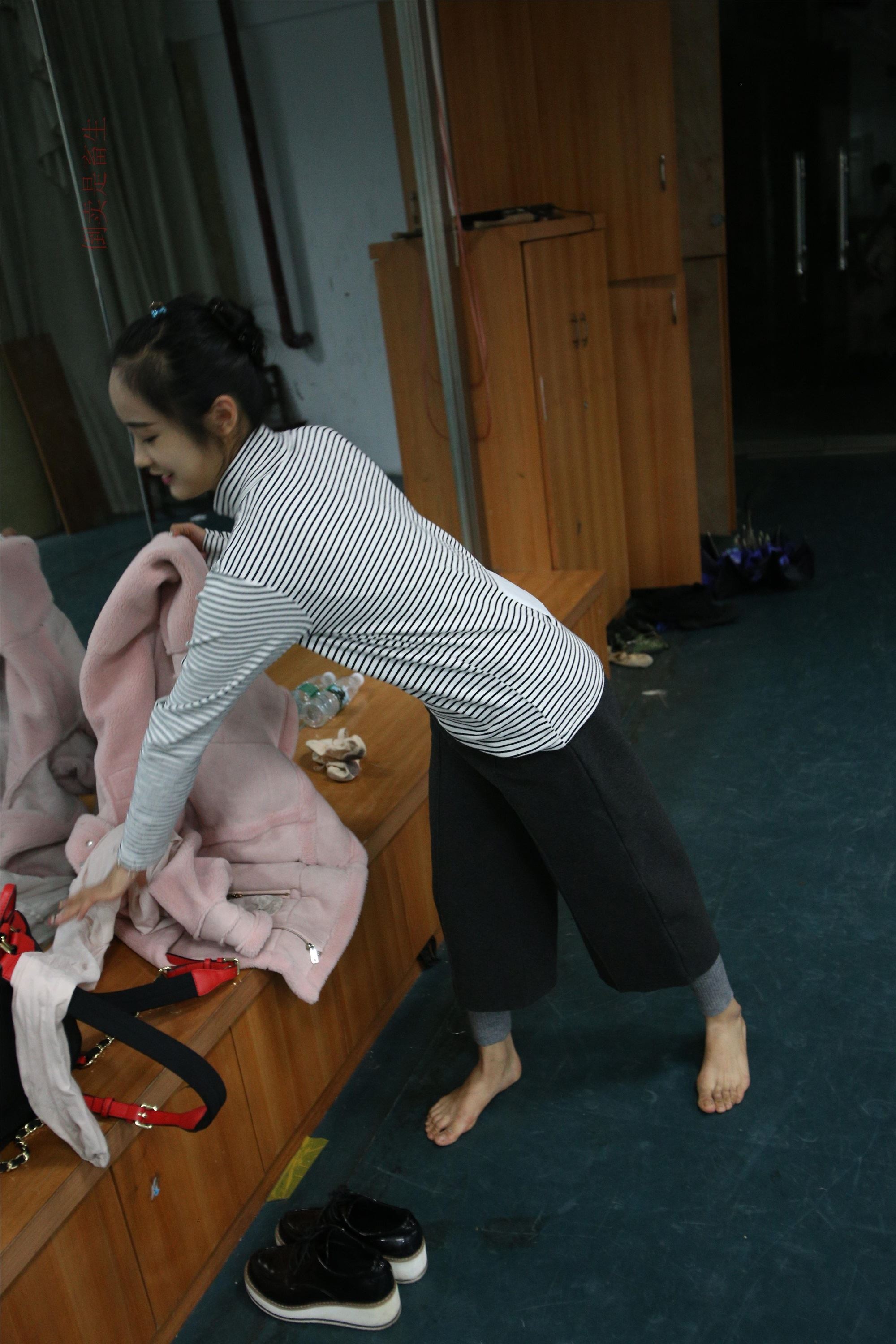 大西瓜美女图片 Z6-4 模特2 月下舞蹈449p3