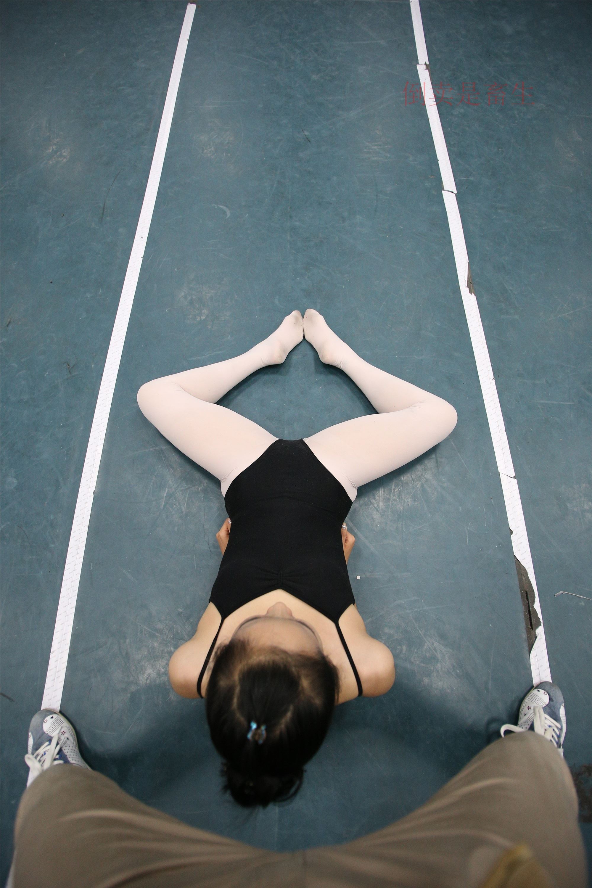 大西瓜美女图片 Z6-4 模特2 月下舞蹈449p3