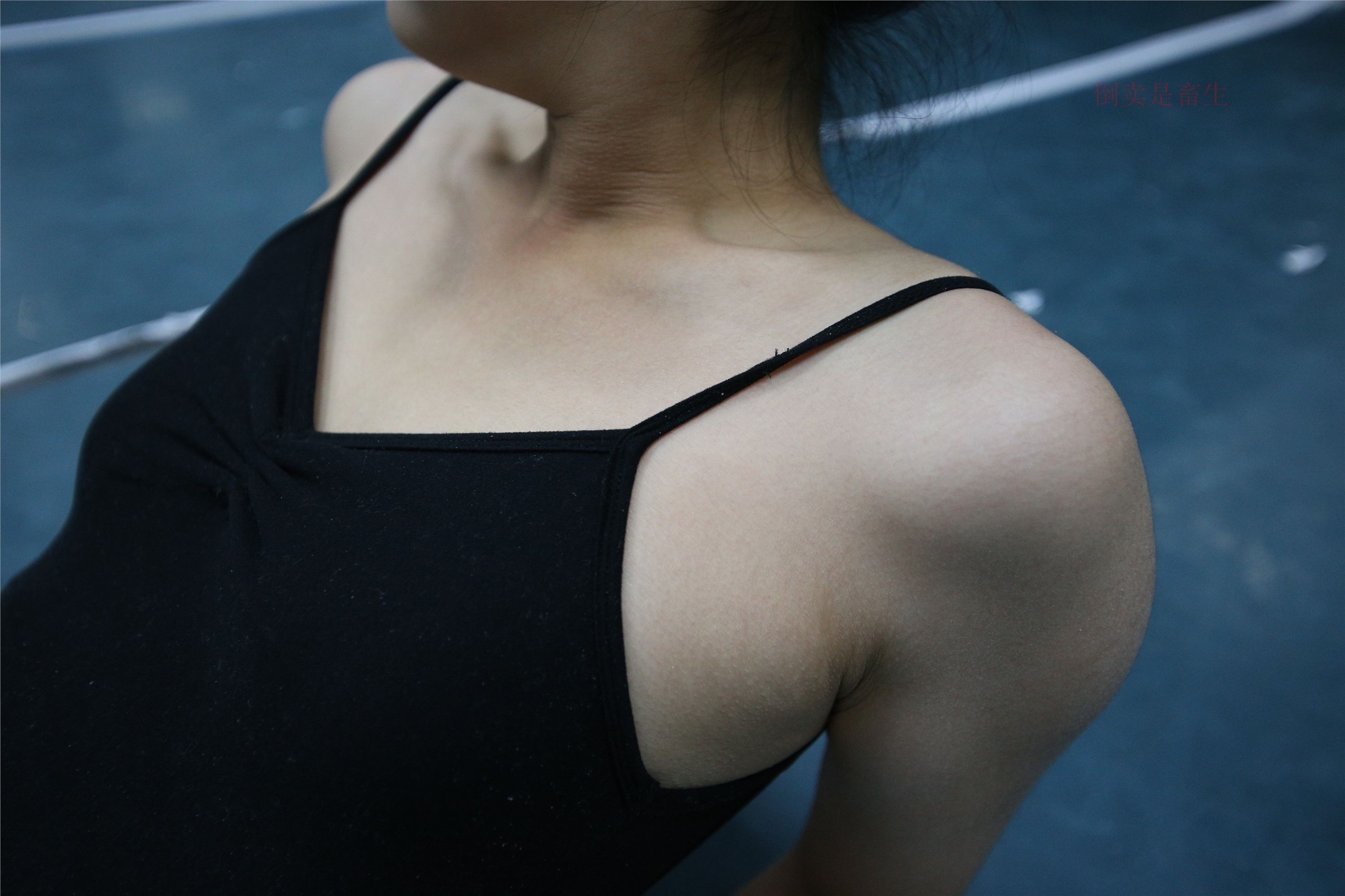 大西瓜美女图片 Z6-4 模特2 月下舞蹈449p3