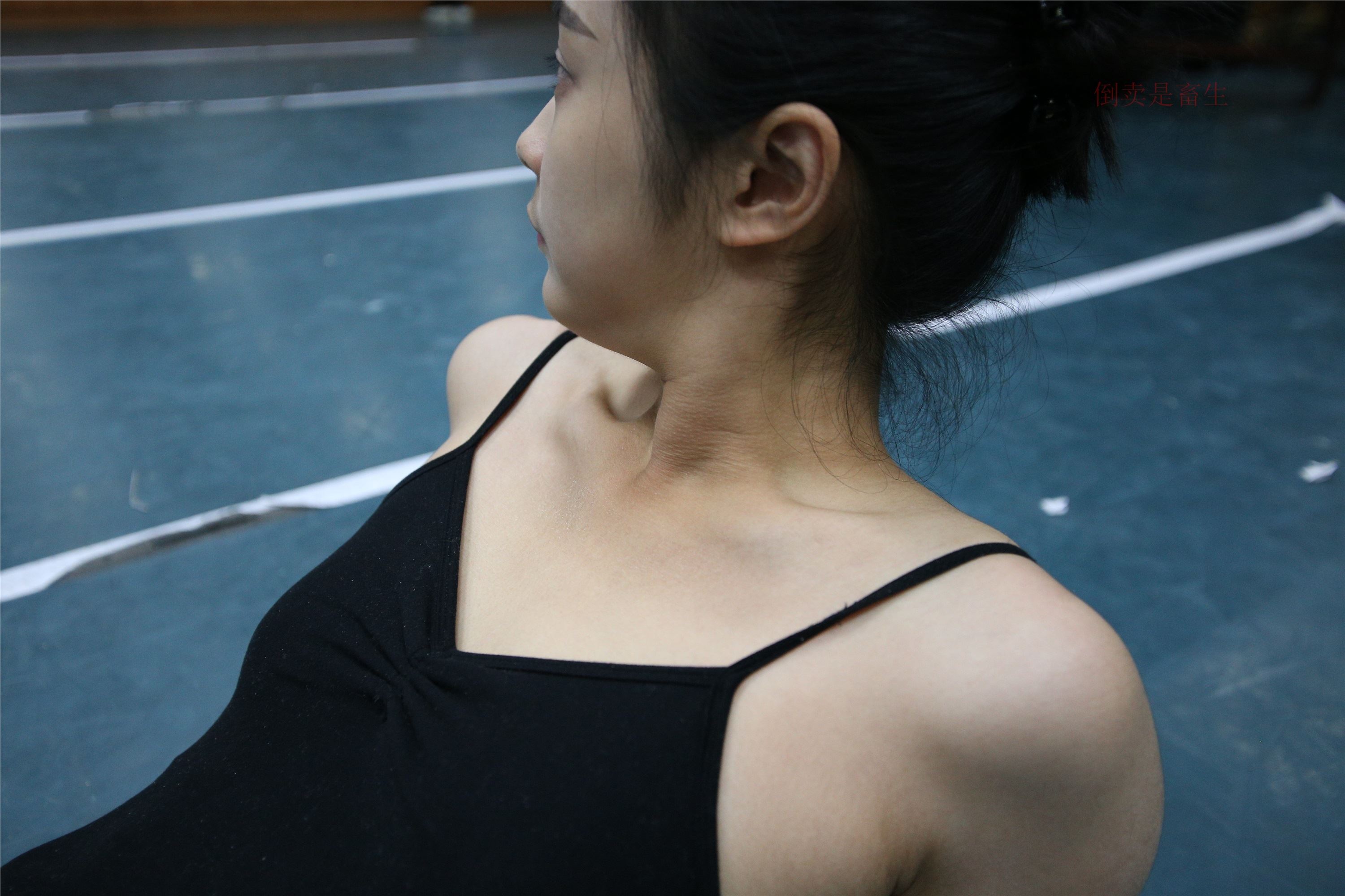 大西瓜美女图片 Z6-4 模特2 月下舞蹈449p3