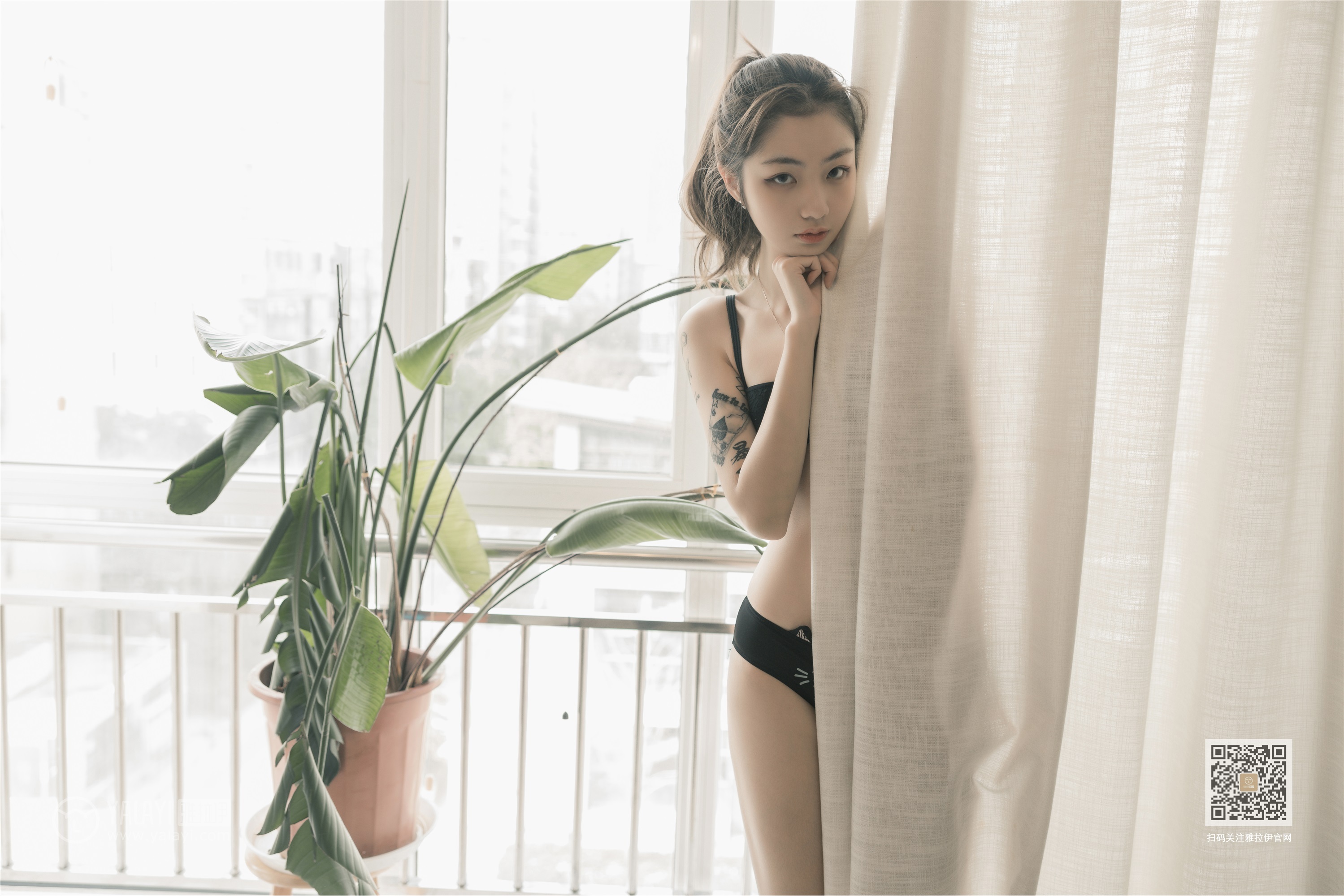 YALAYI雅拉伊 2019.11.06 No.452 刺青女孩儿 鸭鸭