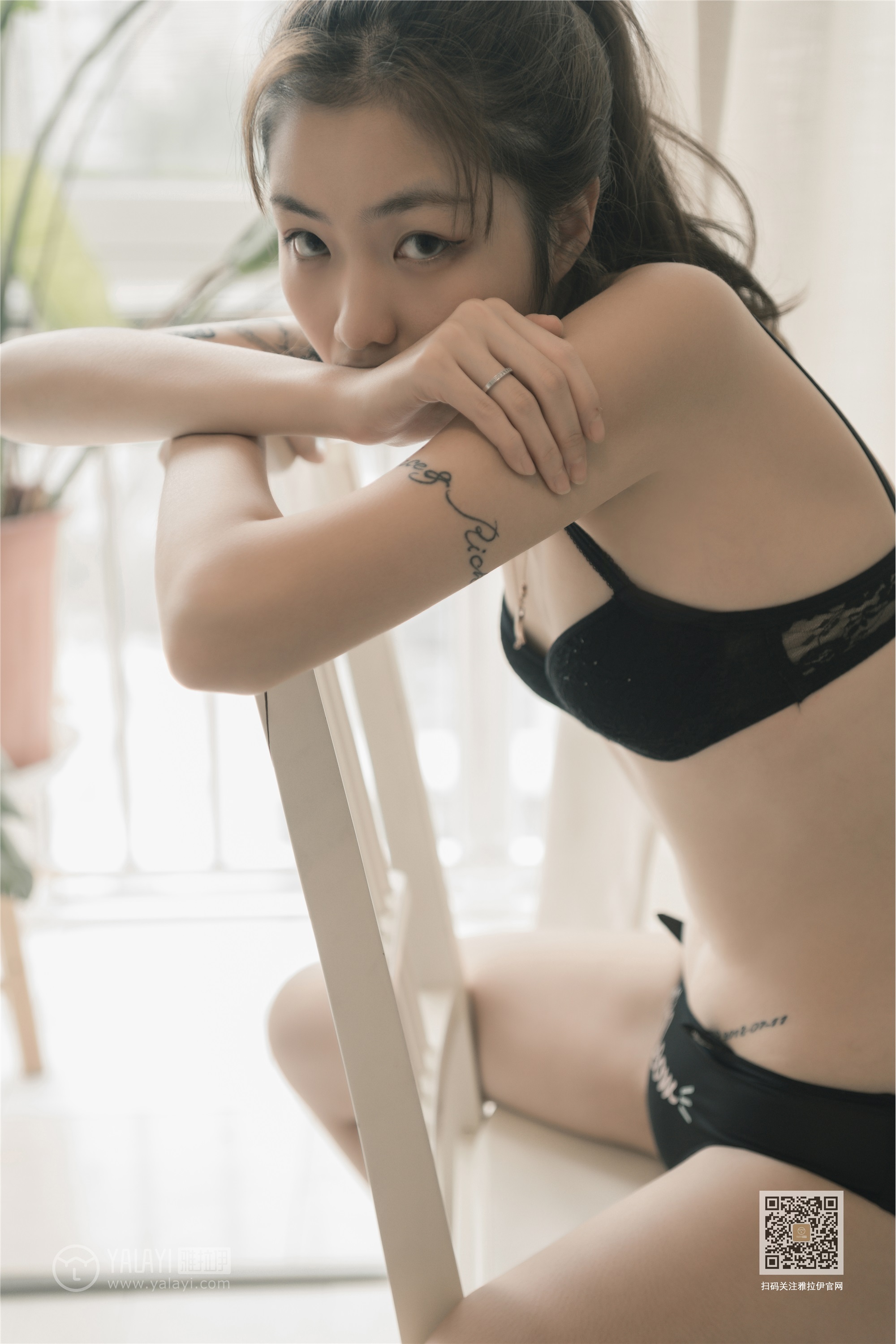 YALAYI雅拉伊 2019.11.06 No.452 刺青女孩儿 鸭鸭