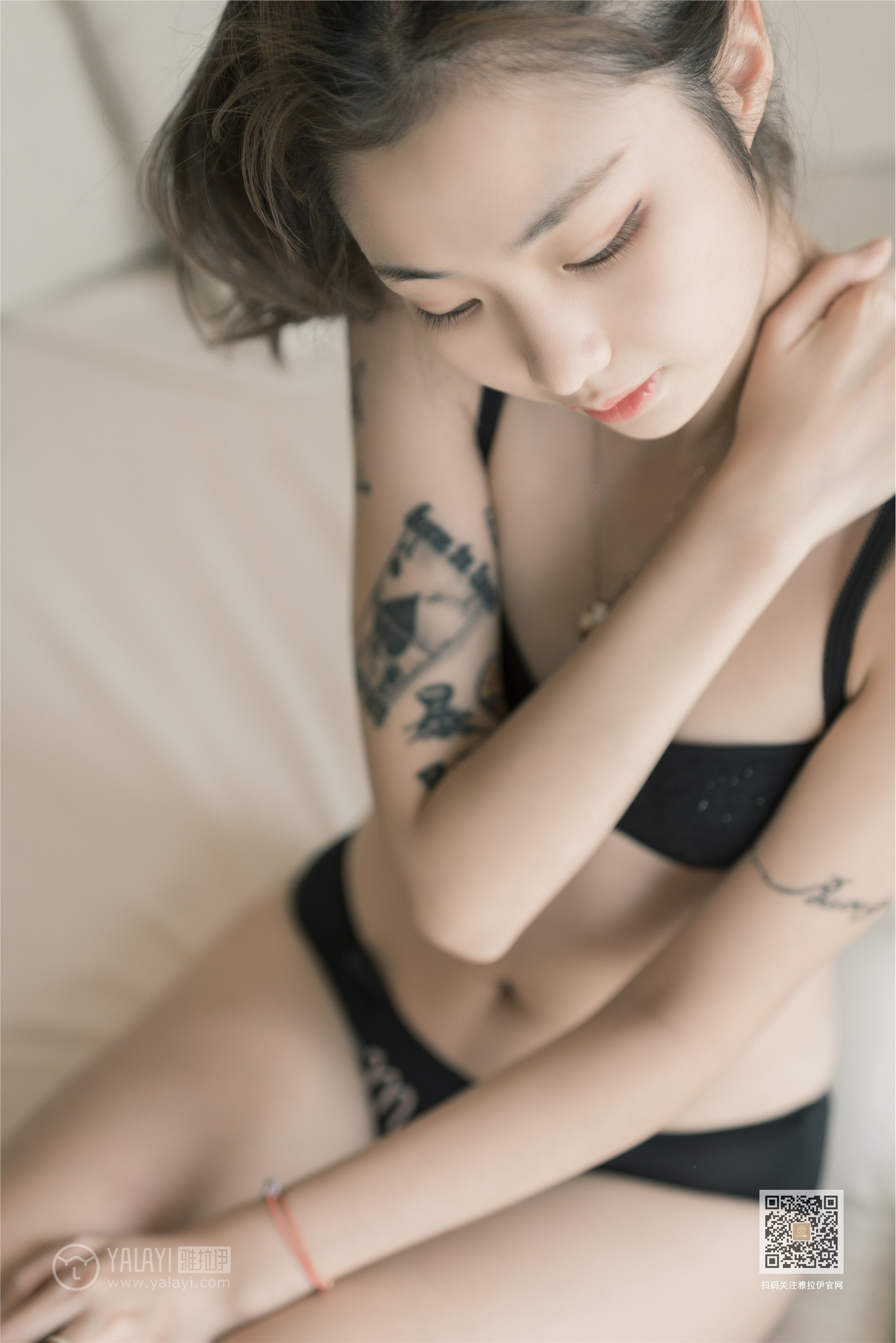 YALAYI雅拉伊 2019.11.06 No.452 刺青女孩儿 鸭鸭