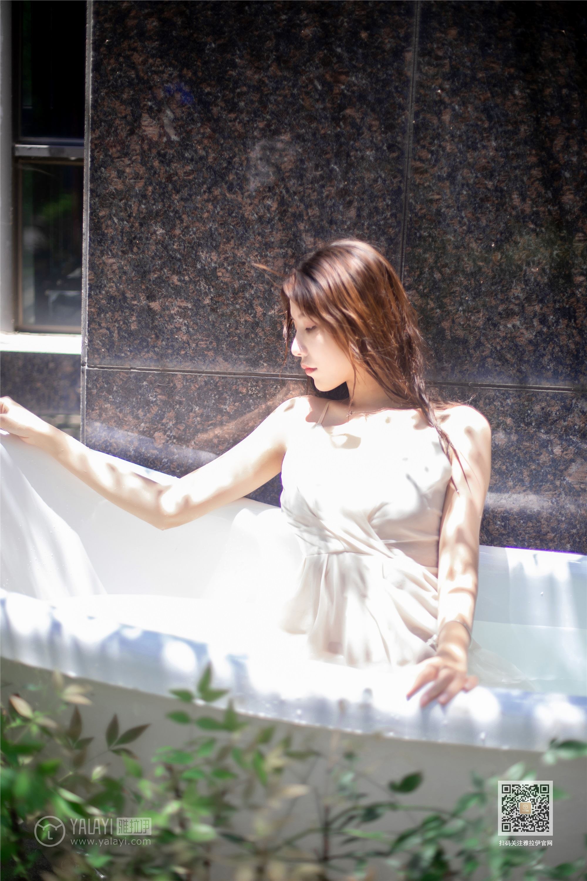 YALAYI雅拉伊 2019.11.07 Vol.452 天浴