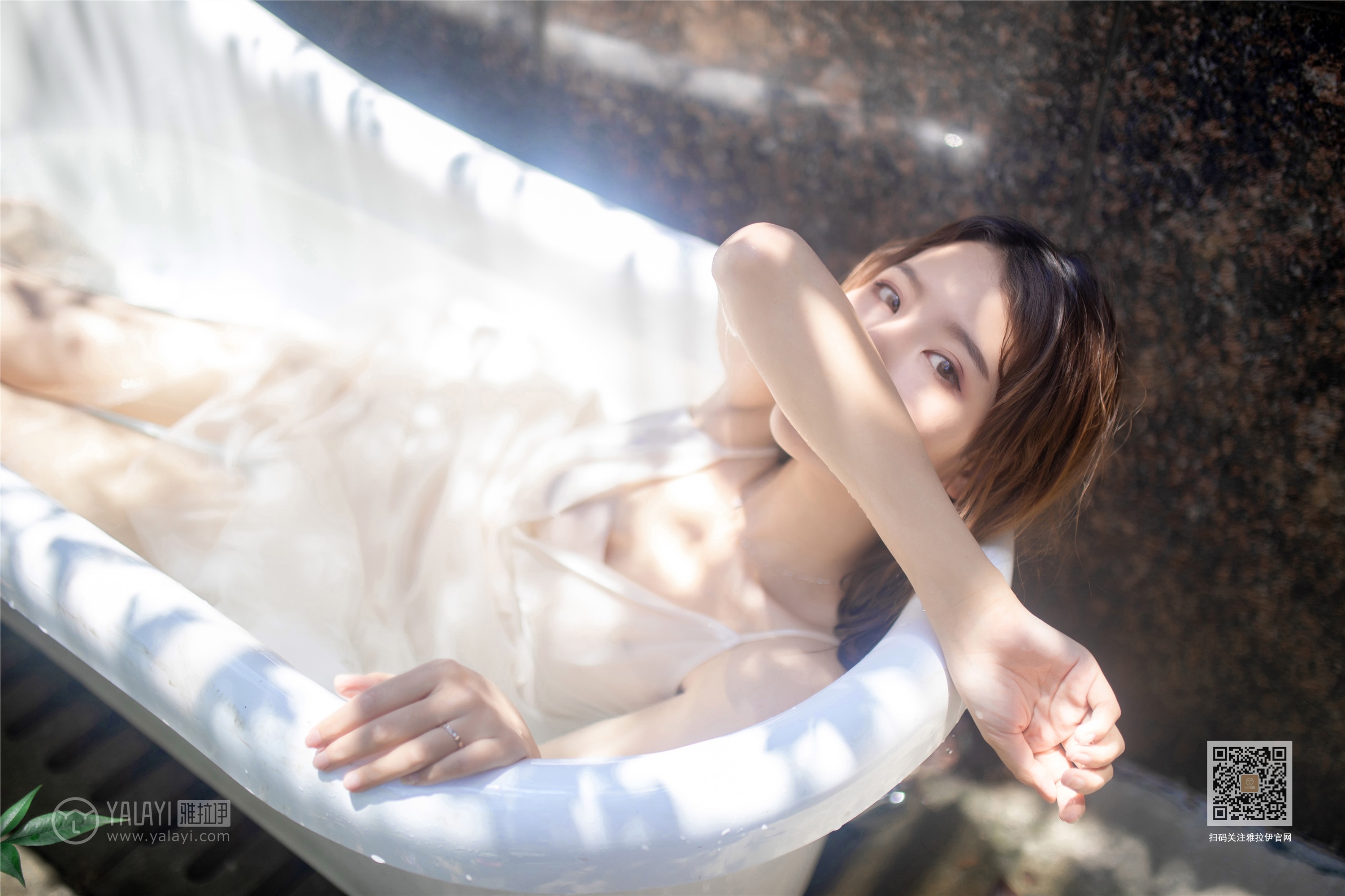 YALAYI雅拉伊 2019.11.07 Vol.452 天浴