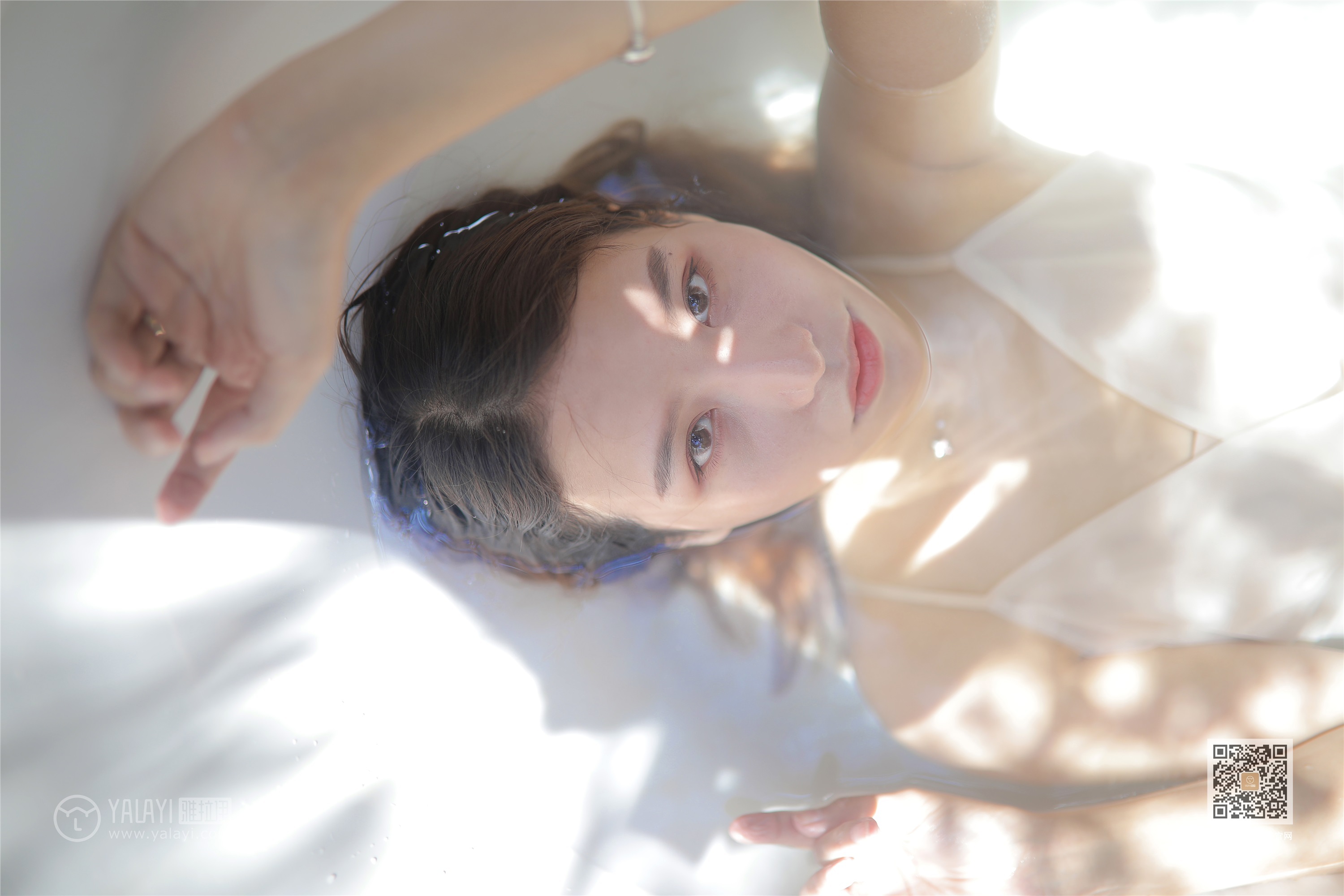 YALAYI雅拉伊 2019.11.07 Vol.452 天浴