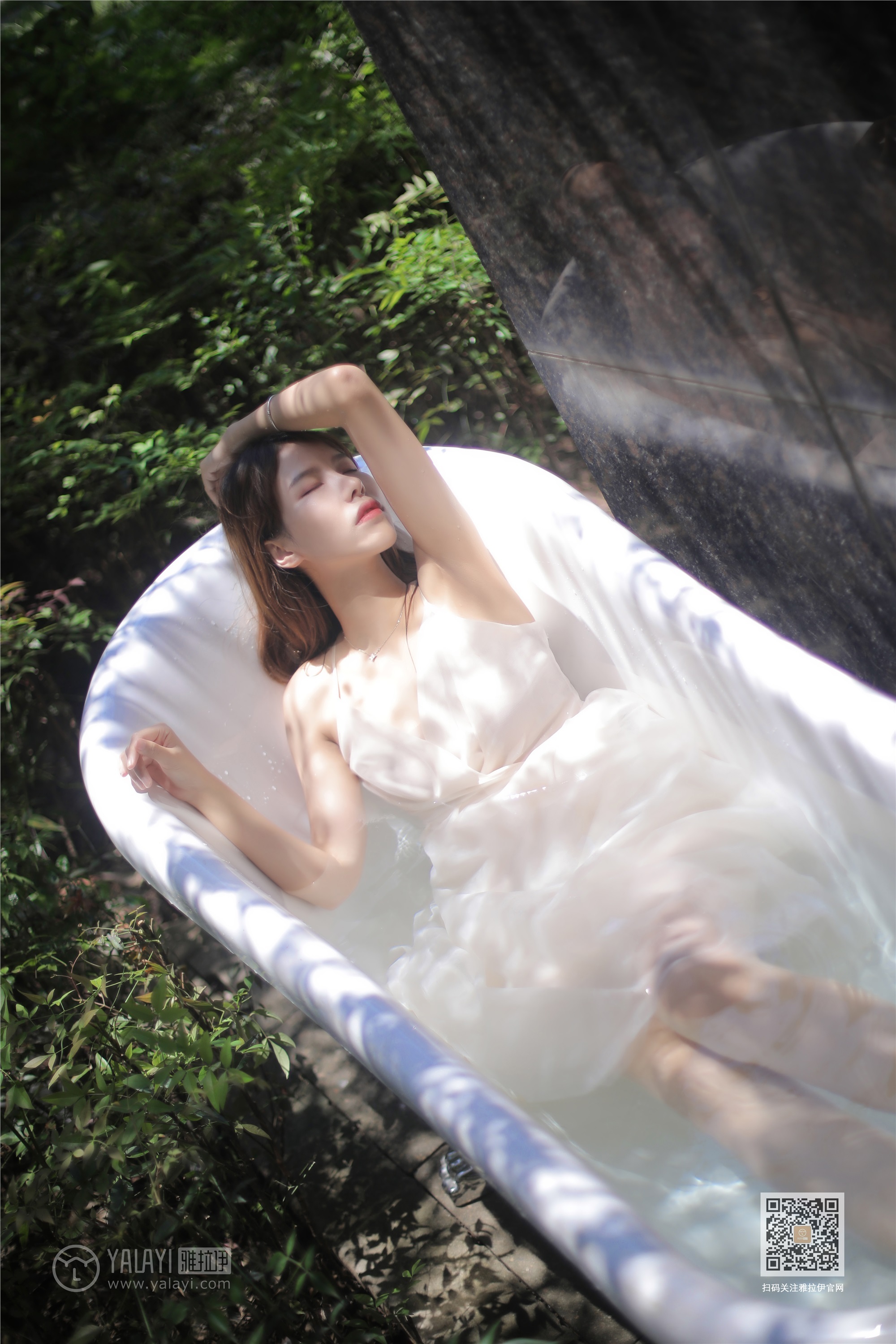 YALAYI雅拉伊 2019.11.07 Vol.452 天浴