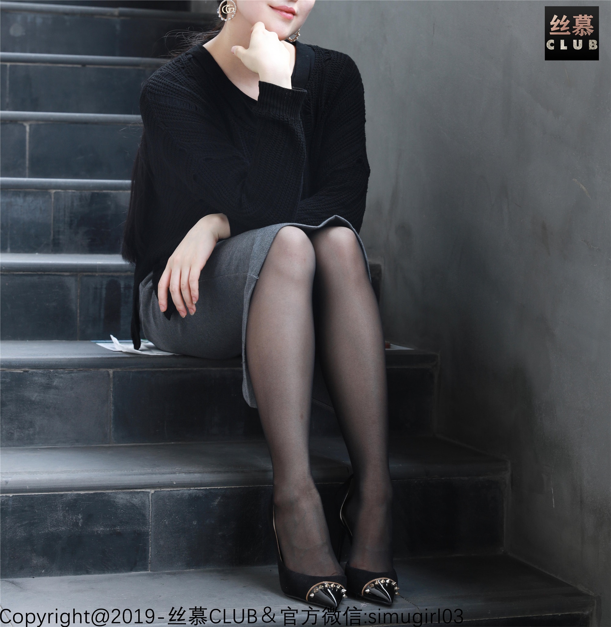 丝慕写真 SM024 模特可人《淑女和御姐你们喜欢哪种》