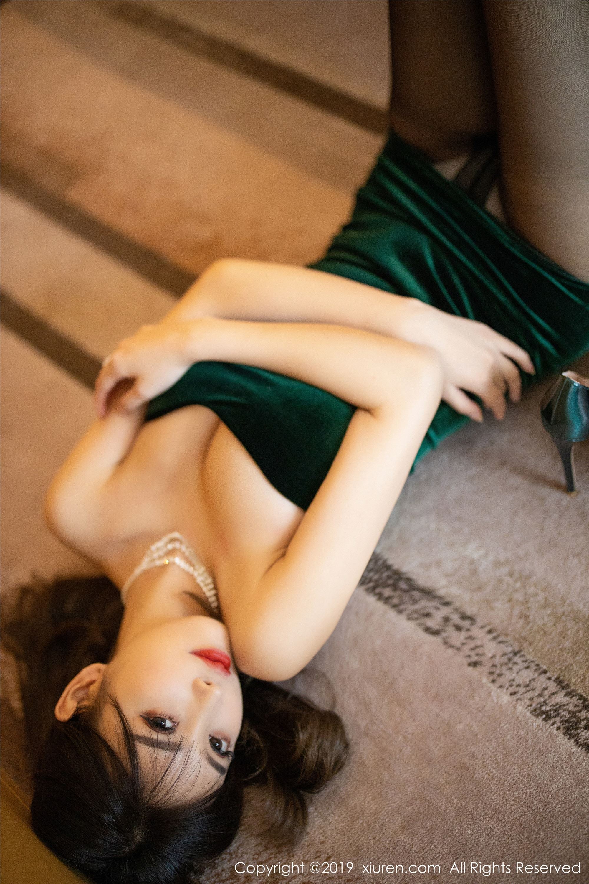 XIUREN秀人网 2019.10.15 No.1731 杨晨晨sugar