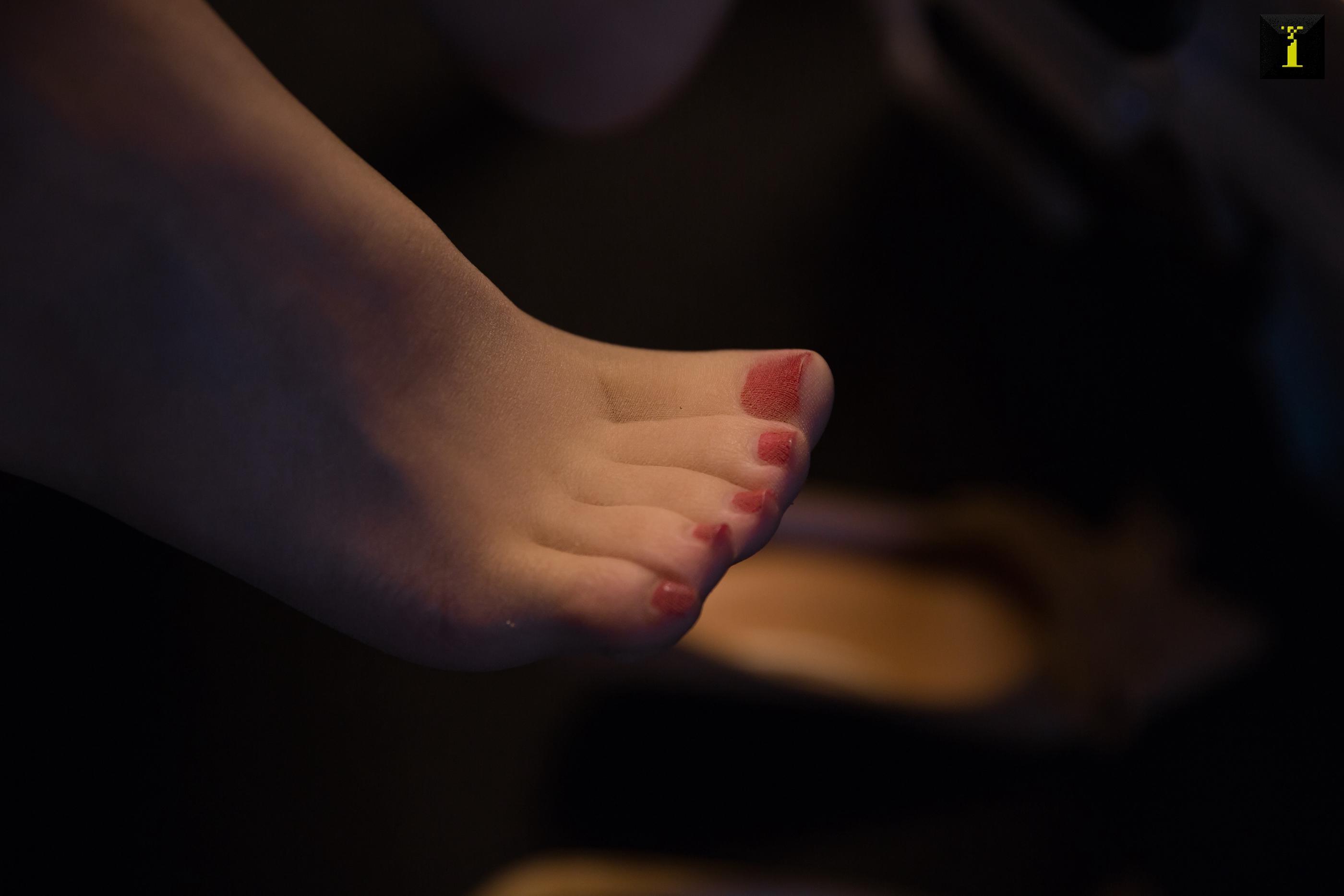 IESS异思趣向 2019.11.25 丝享家628：仓库小妹紫薇