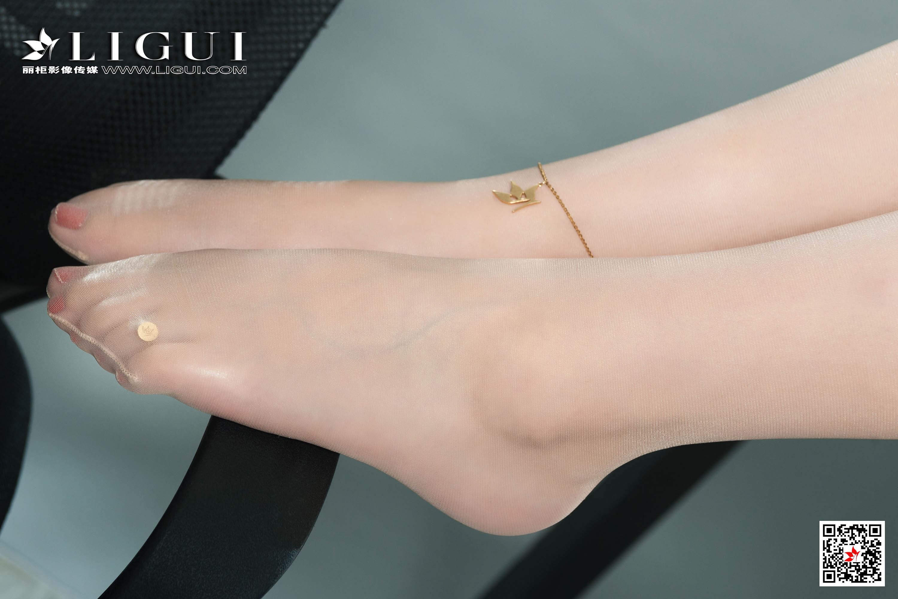 Ligui丽柜 2019.11.26《职场新秀》- 小辫儿