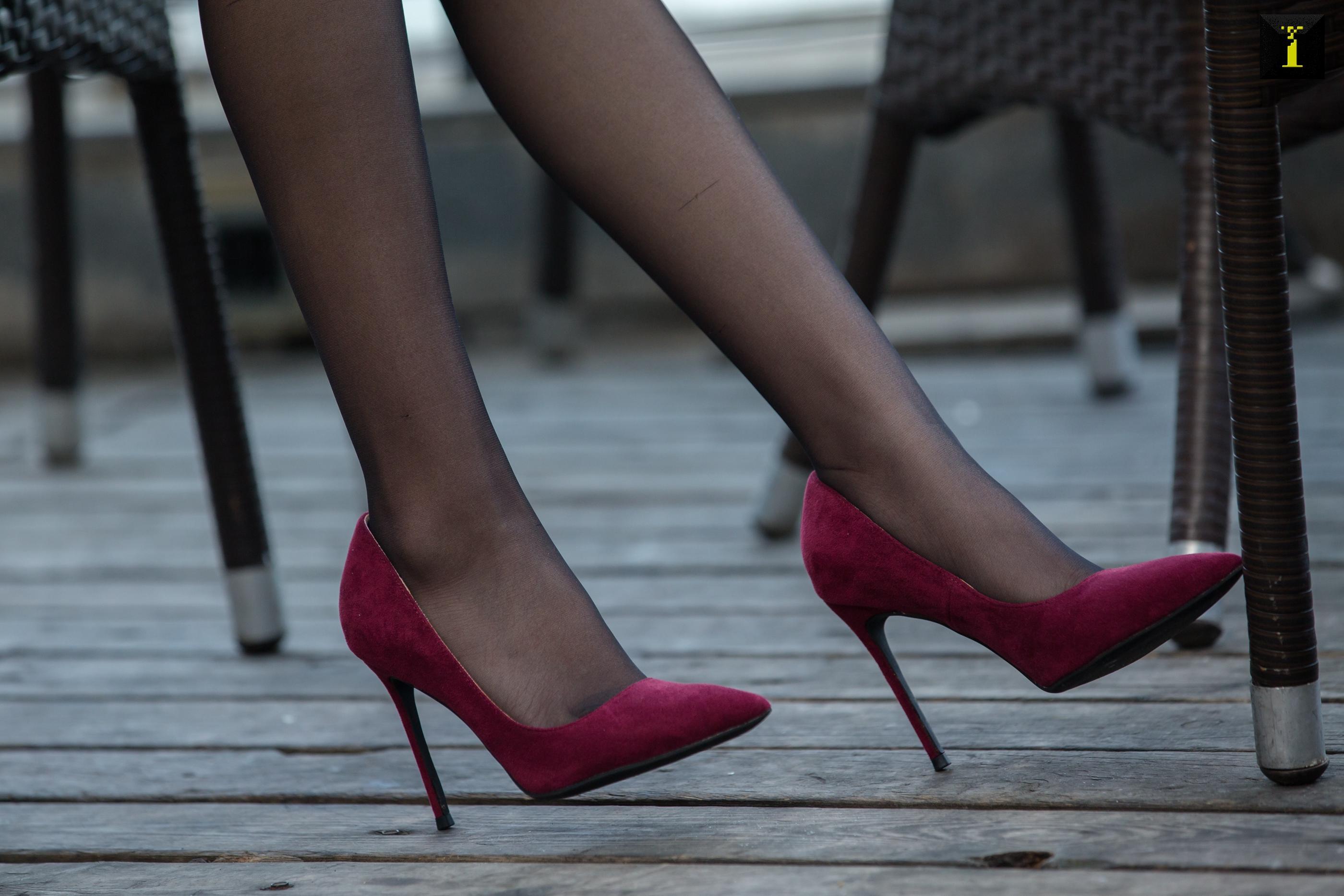 IESS异思趣向 2019.12.01 丝享家632：可乐 – 冬季专属绒面高跟