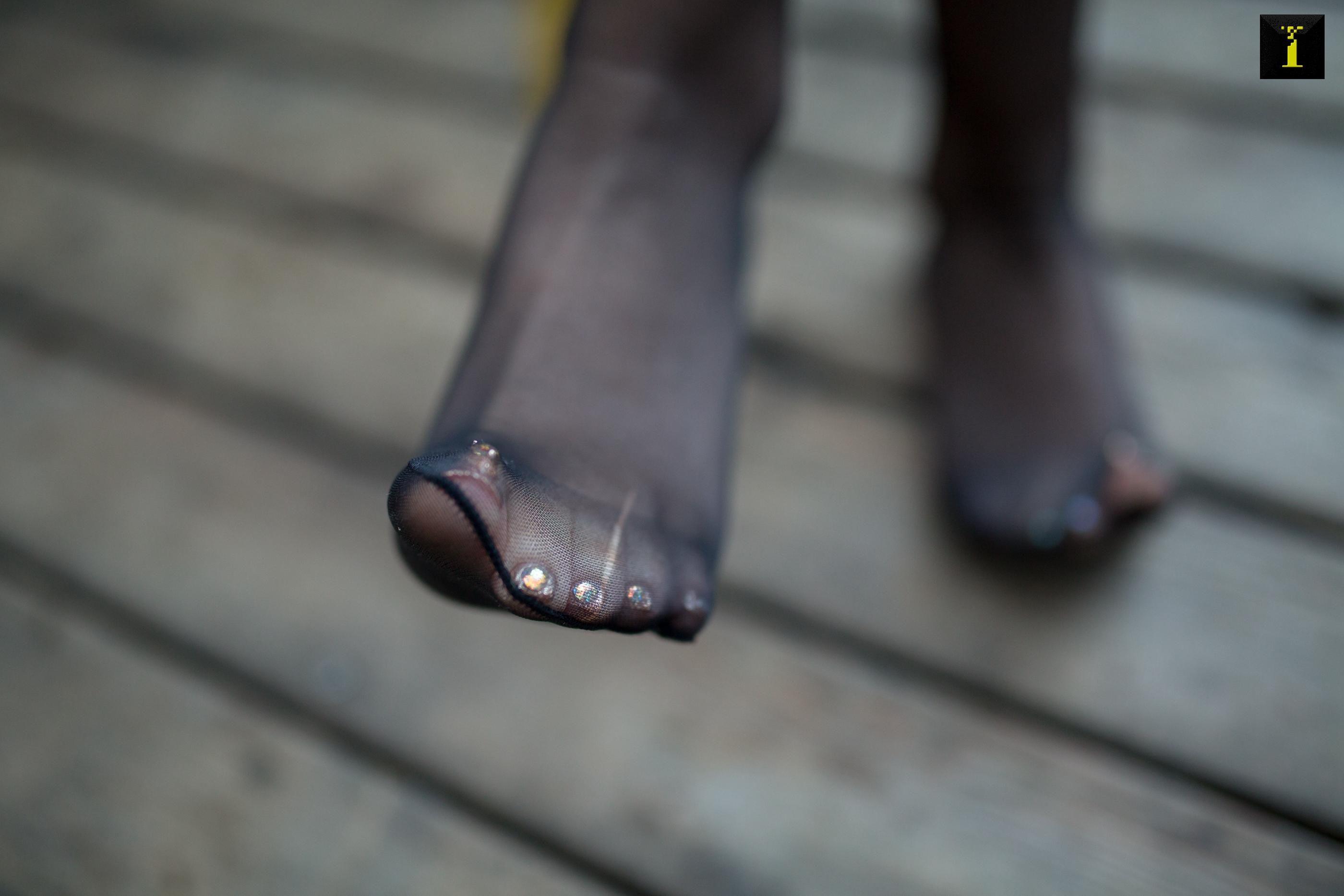 IESS异思趣向 2019.12.01 丝享家632：可乐 – 冬季专属绒面高跟